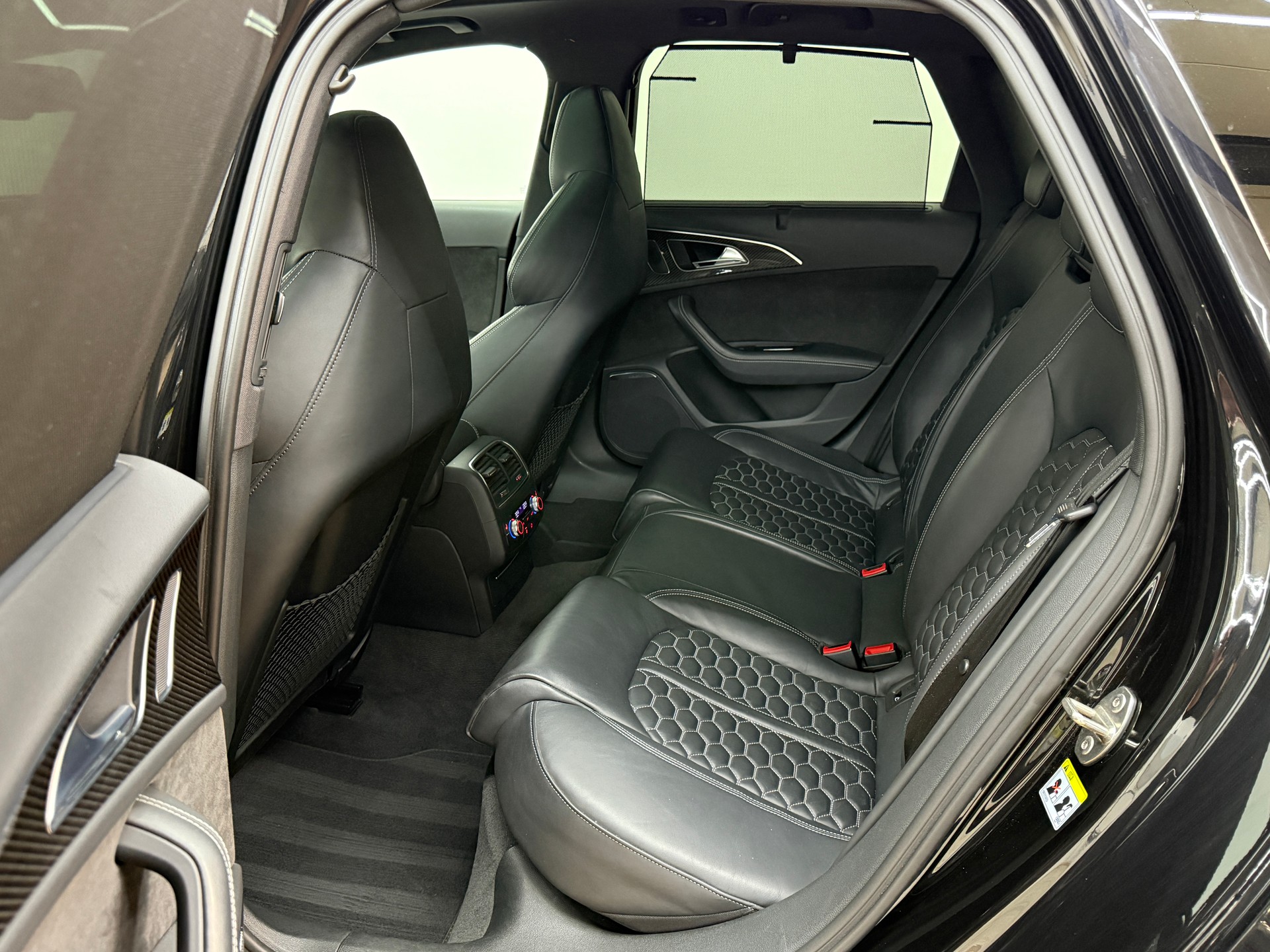 AUDI RS6 Avant 4.0 TFSI V8 quattro Tiptronic-image-20