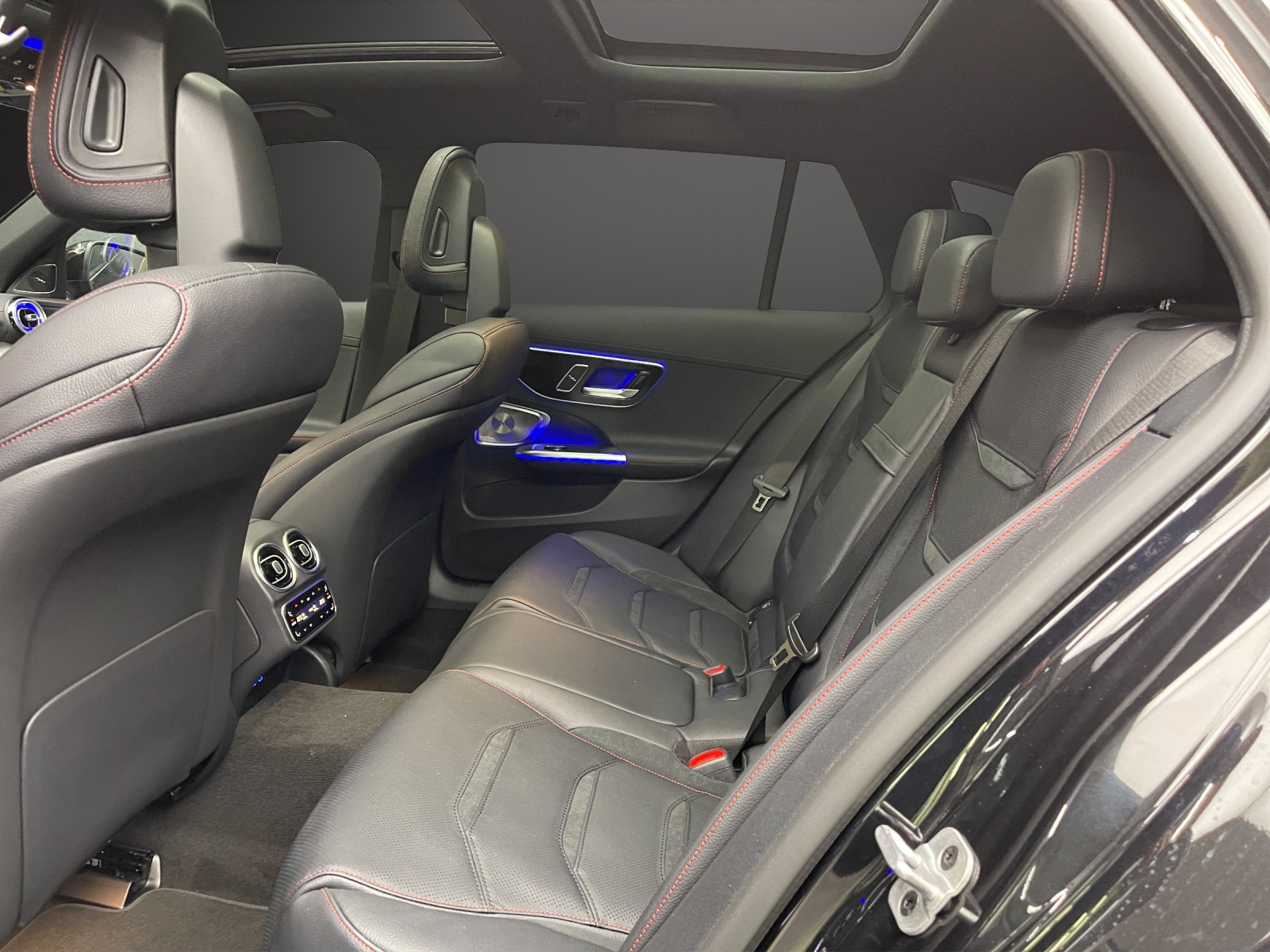 MERCEDES-BENZ C 43 AMG T 4M Executive-image-10