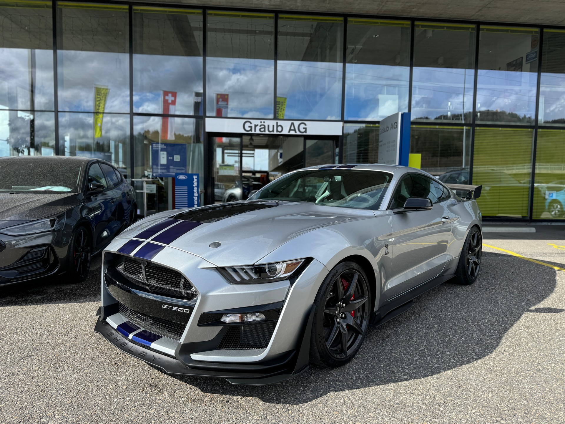 FORD Mustang SHELBY GT500 5.2L 774 PS CARBON TRACKPACK 3.99% GRATIS SERVICE-image-0