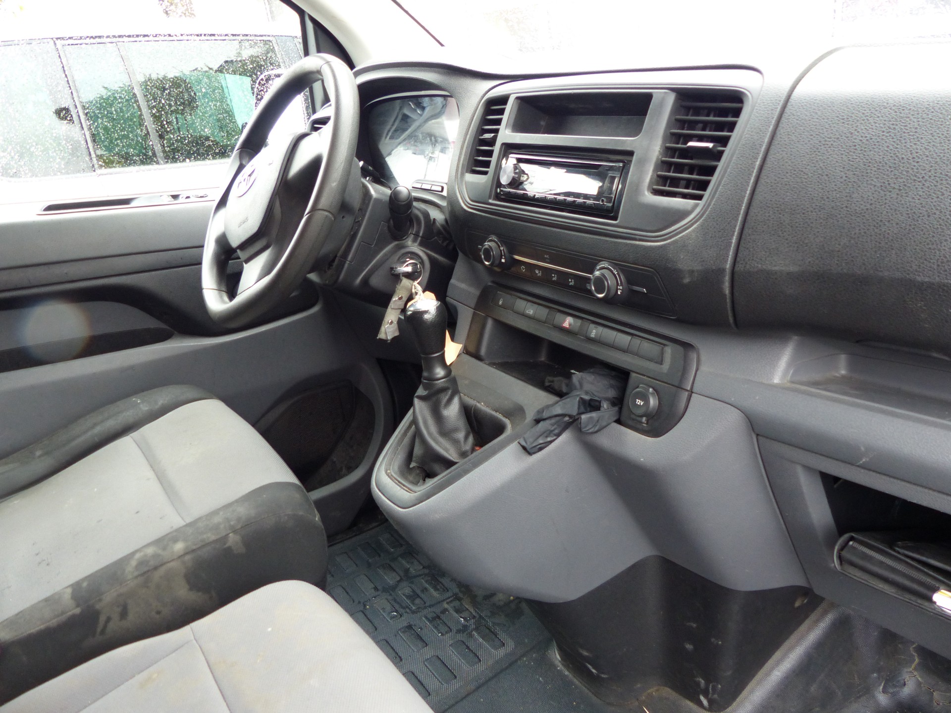 TOYOTA Proace 1.6D Panel Van L2 Terra-image-12