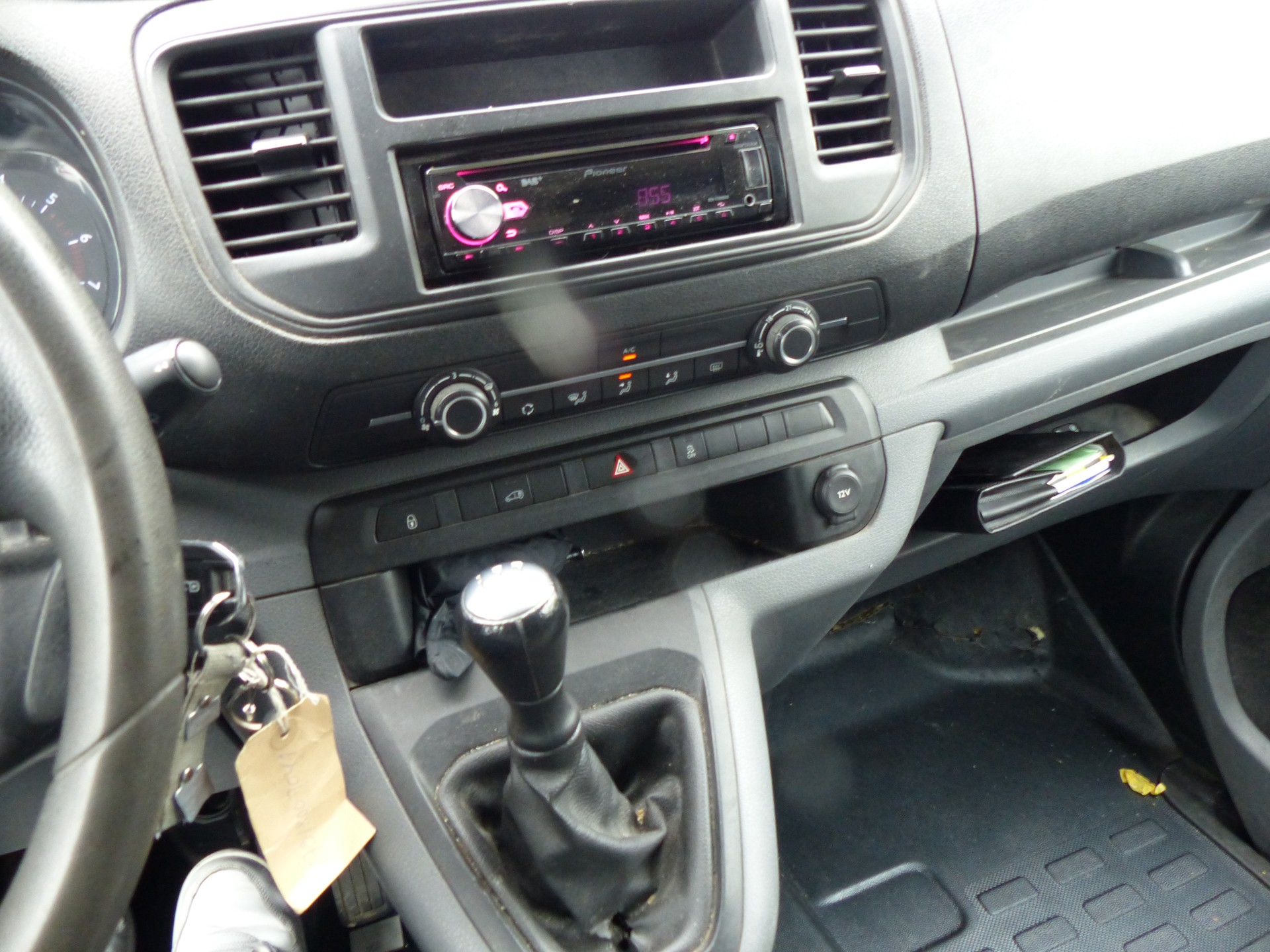 TOYOTA Proace 1.6D Panel Van L2 Terra-image-7