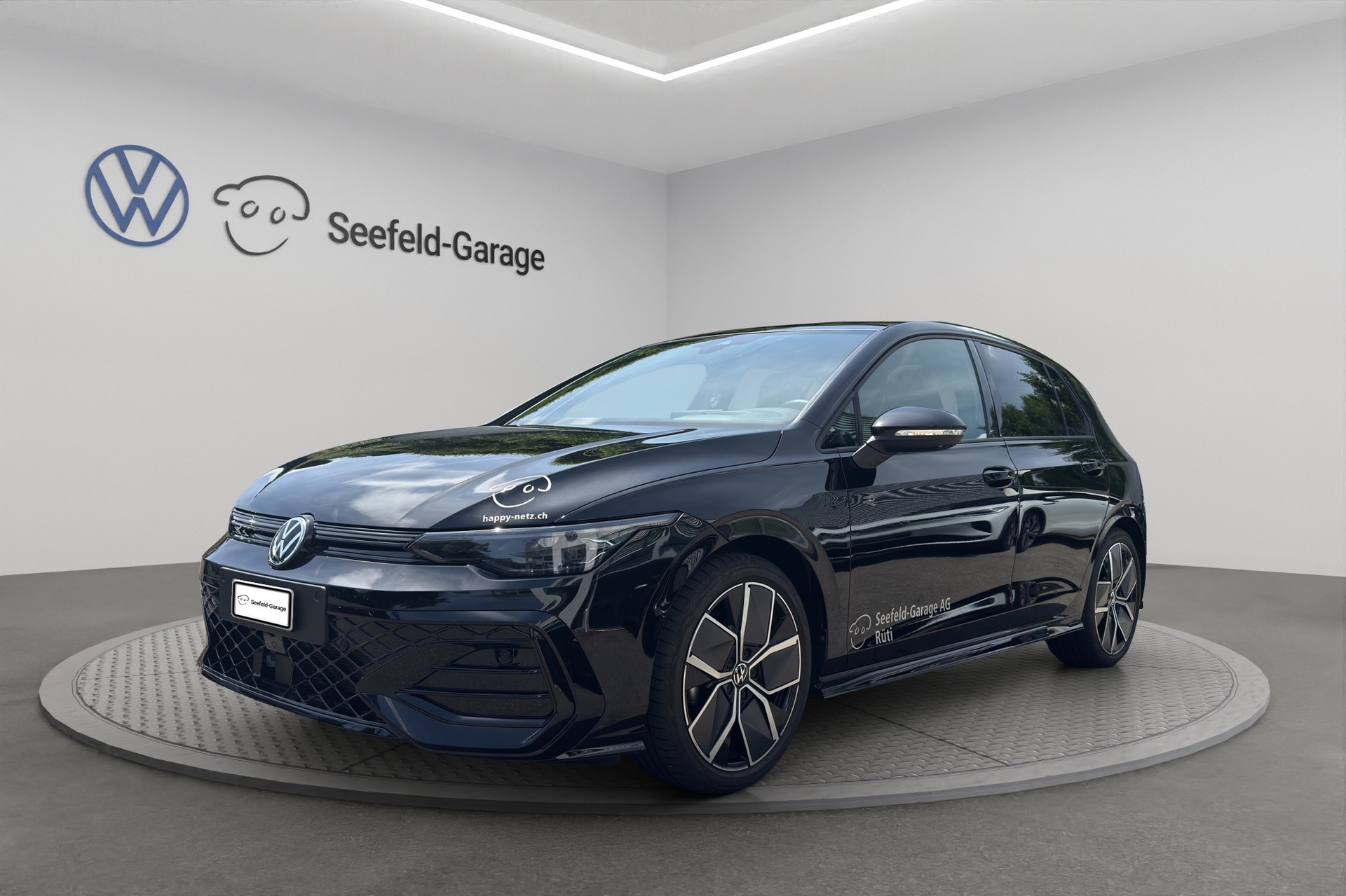 VW Golf 1.5 e TSI mHEV R-Line DSG-image-0