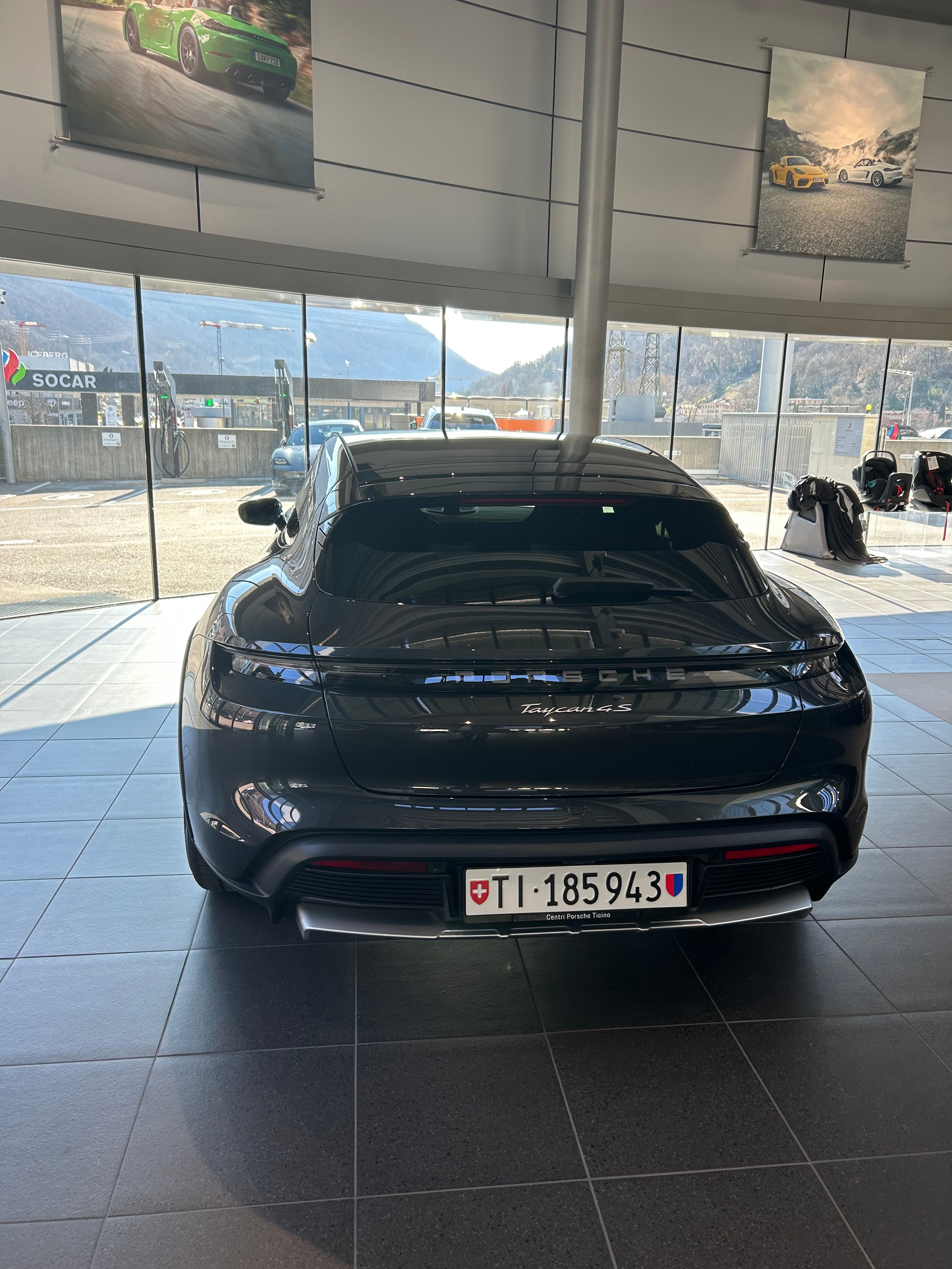 Car photo