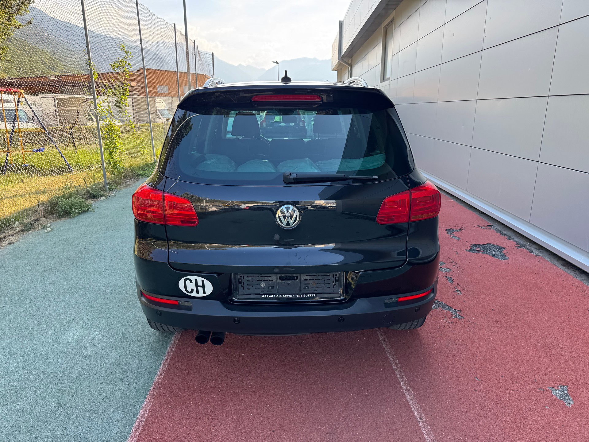 VW Tiguan 2.0 TSI Track&Style 4Motion-image-5