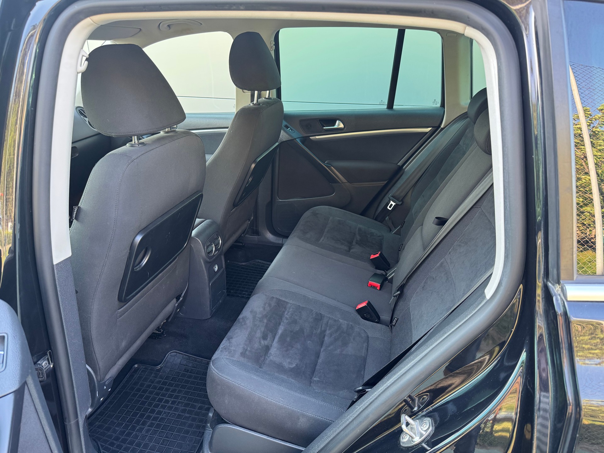 VW Tiguan 2.0 TSI Track&Style 4Motion-image-11