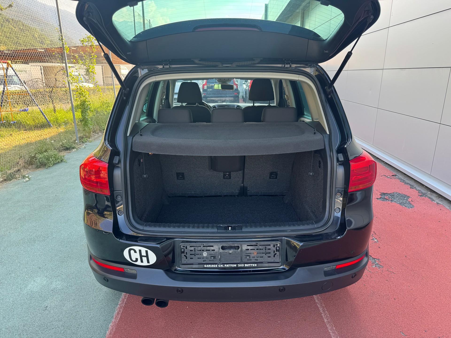 VW Tiguan 2.0 TSI Track&Style 4Motion-image-12