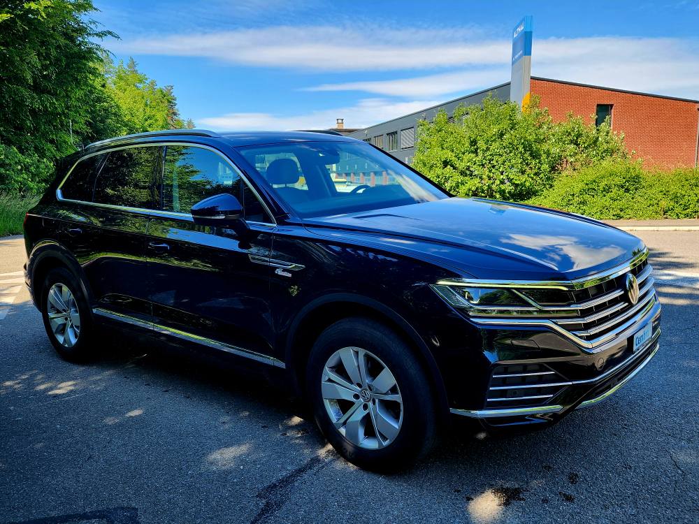 VW Touareg 3.0 TDI Atmosphere Tiptronic-image-8