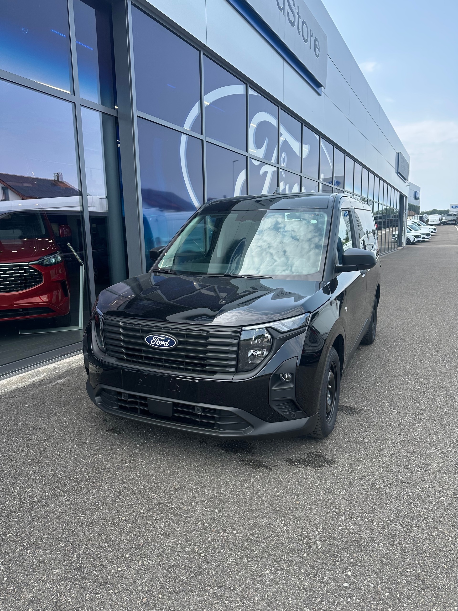 FORD TOURNEO COURIERier 1.0 EcoBoost T Trend/125CV/Aut.-image-0