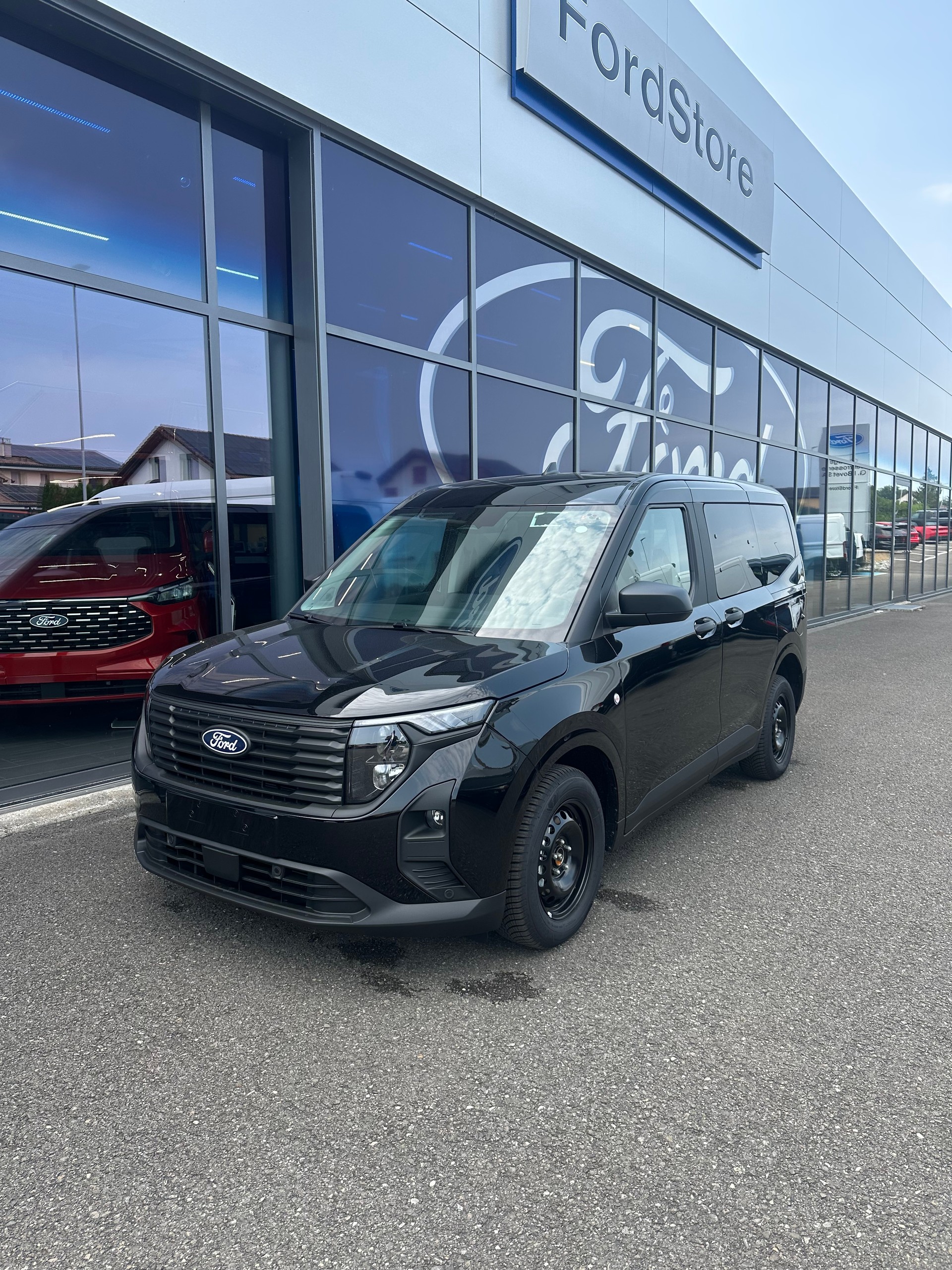 FORD TOURNEO COURIERier 1.0 EcoBoost T Trend/125CV/Aut.-image-1