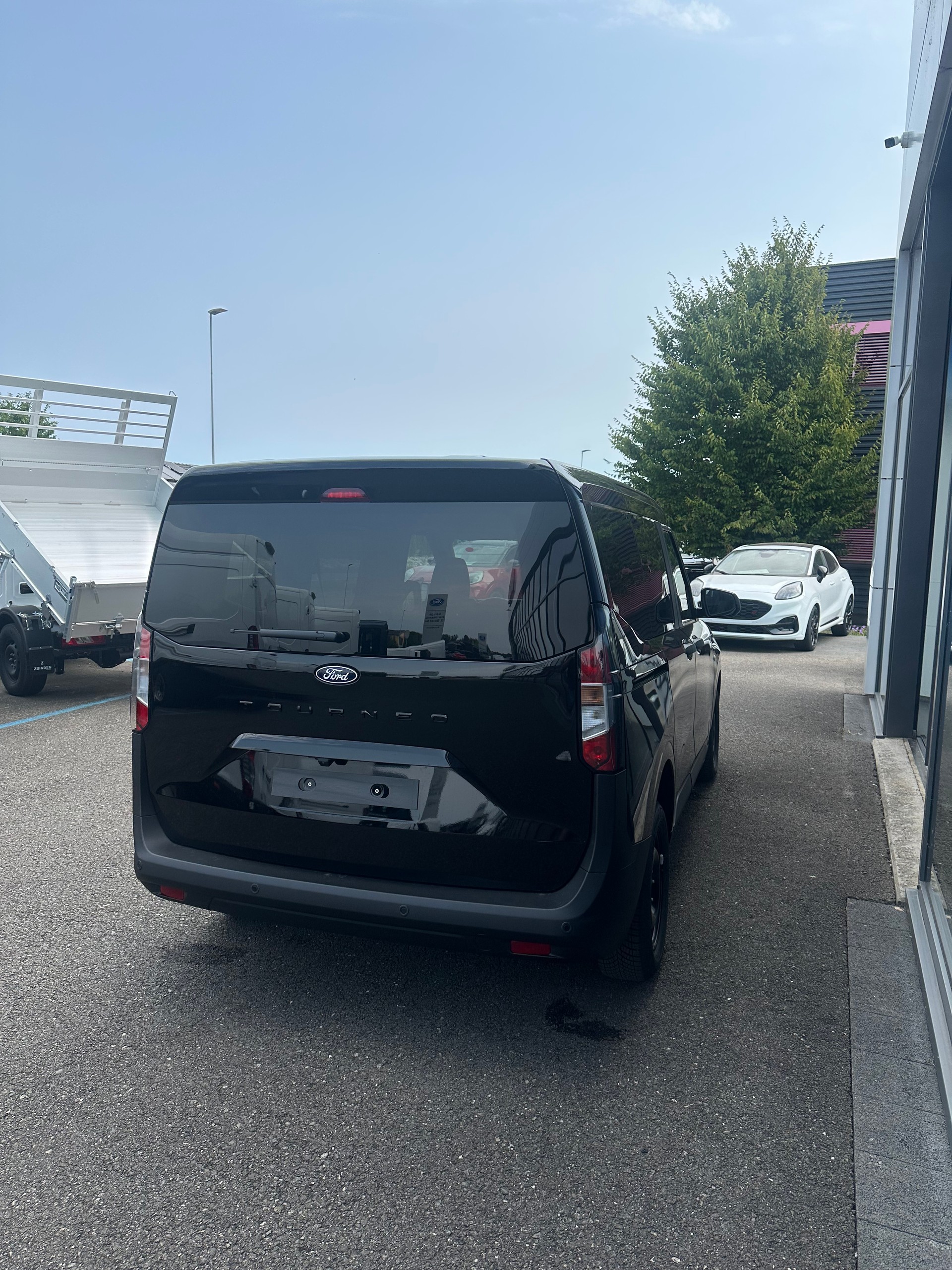 FORD TOURNEO COURIERier 1.0 EcoBoost T Trend/125CV/Aut.-image-3