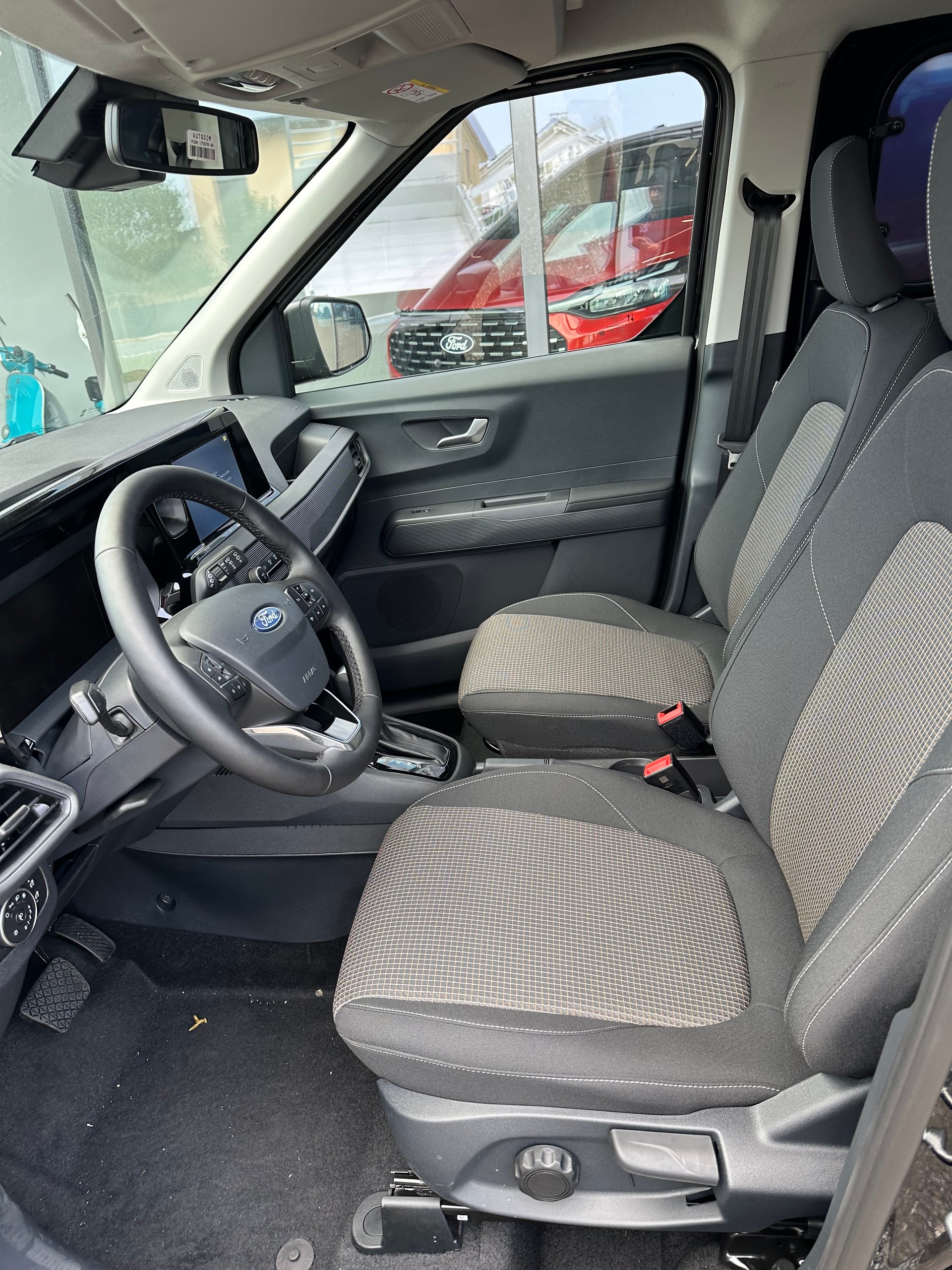 FORD TOURNEO COURIERier 1.0 EcoBoost T Trend/125CV/Aut.-image-11