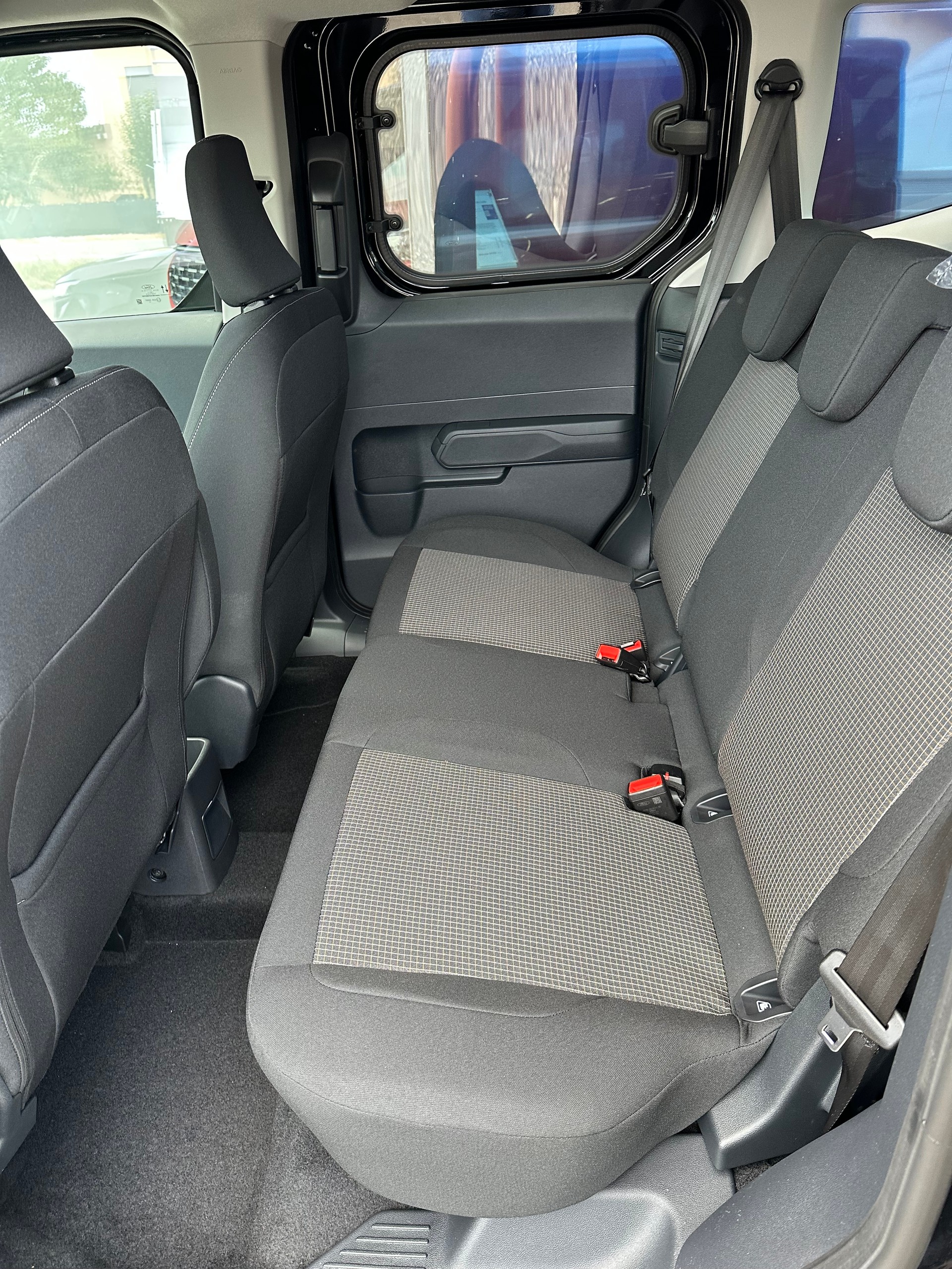 FORD TOURNEO COURIERier 1.0 EcoBoost T Trend/125CV/Aut.-image-10