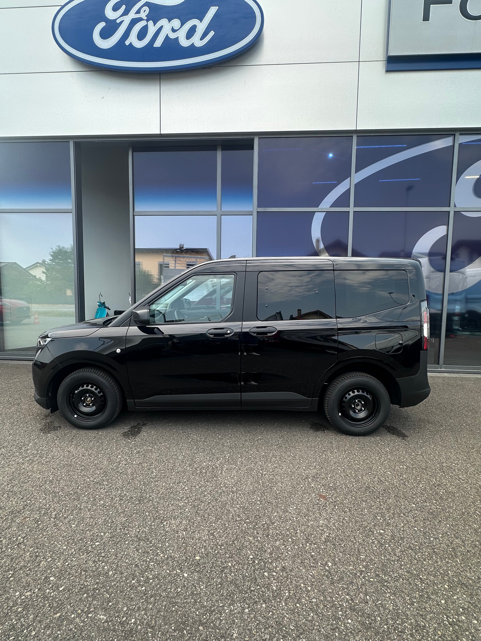 FORD TOURNEO COURIERier 1.0 EcoBoost T Trend/125CV/Aut.-image-2