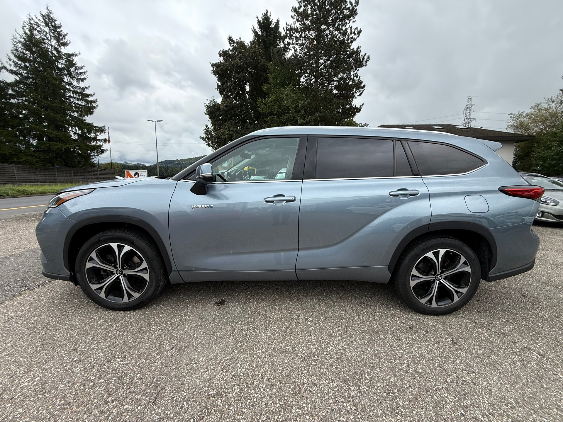 TOYOTA Highlander 2.5 HSD Premium e-CVT-image-7