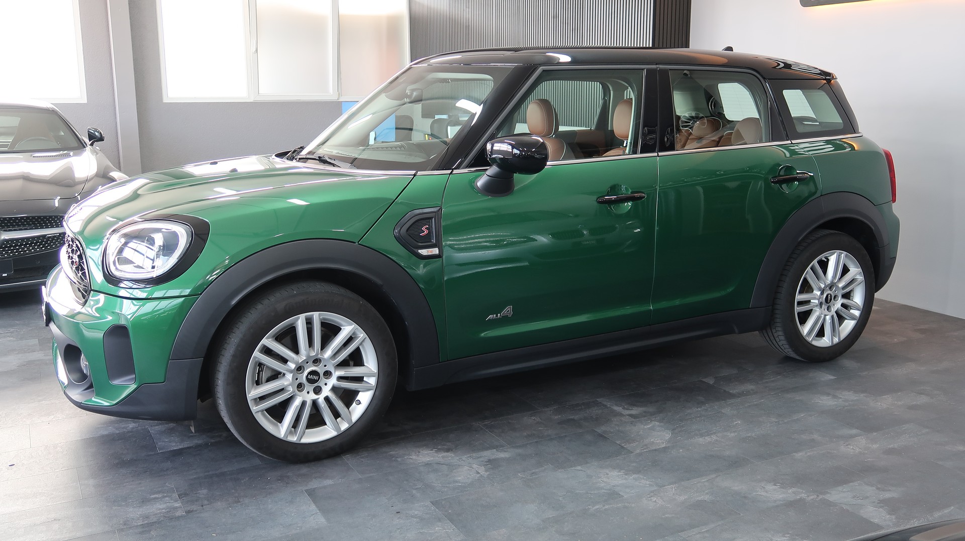 MINI Countryman Cooper S Northwood ALL4 Steptronic / CH / EXPERTISE / MFK / GARANTIE-showroom-element-1