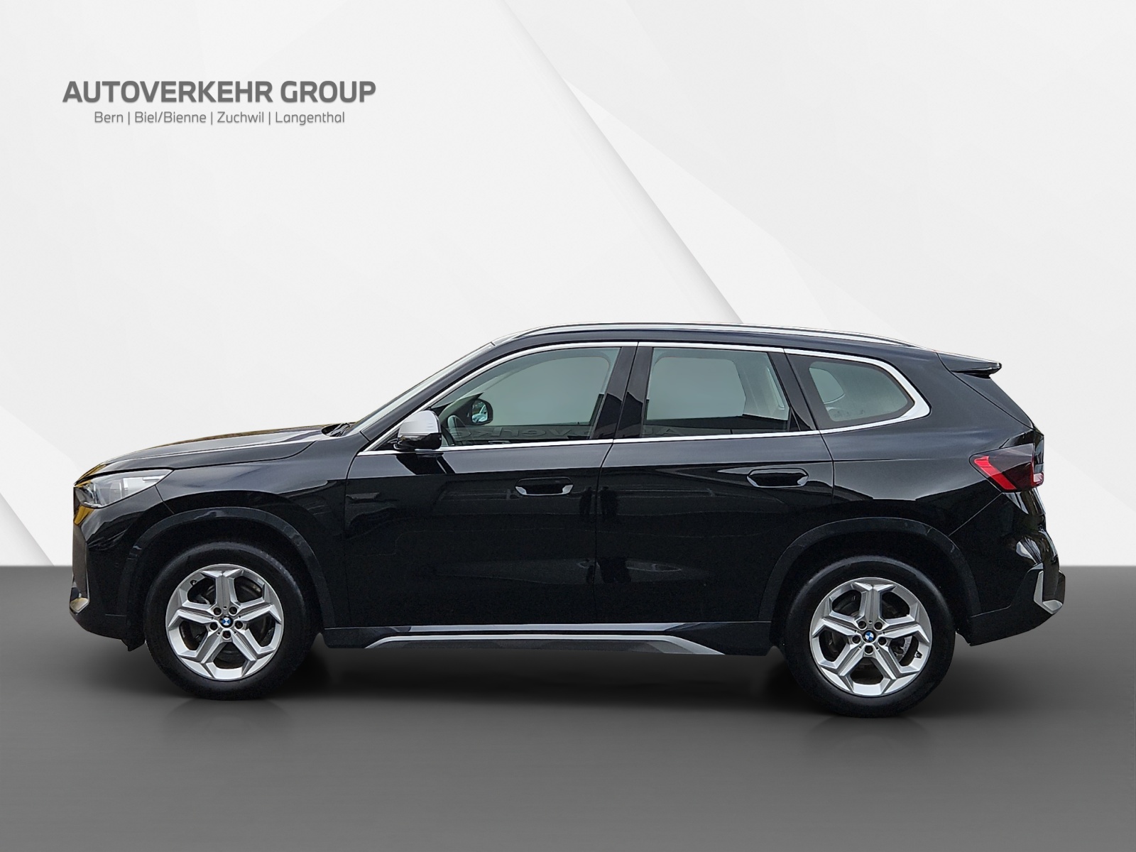 BMW X1 sDrive 18i xLine-image-2