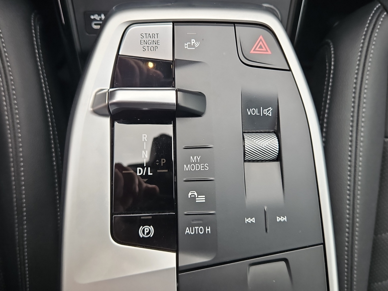 BMW X1 sDrive 18i xLine-image-18