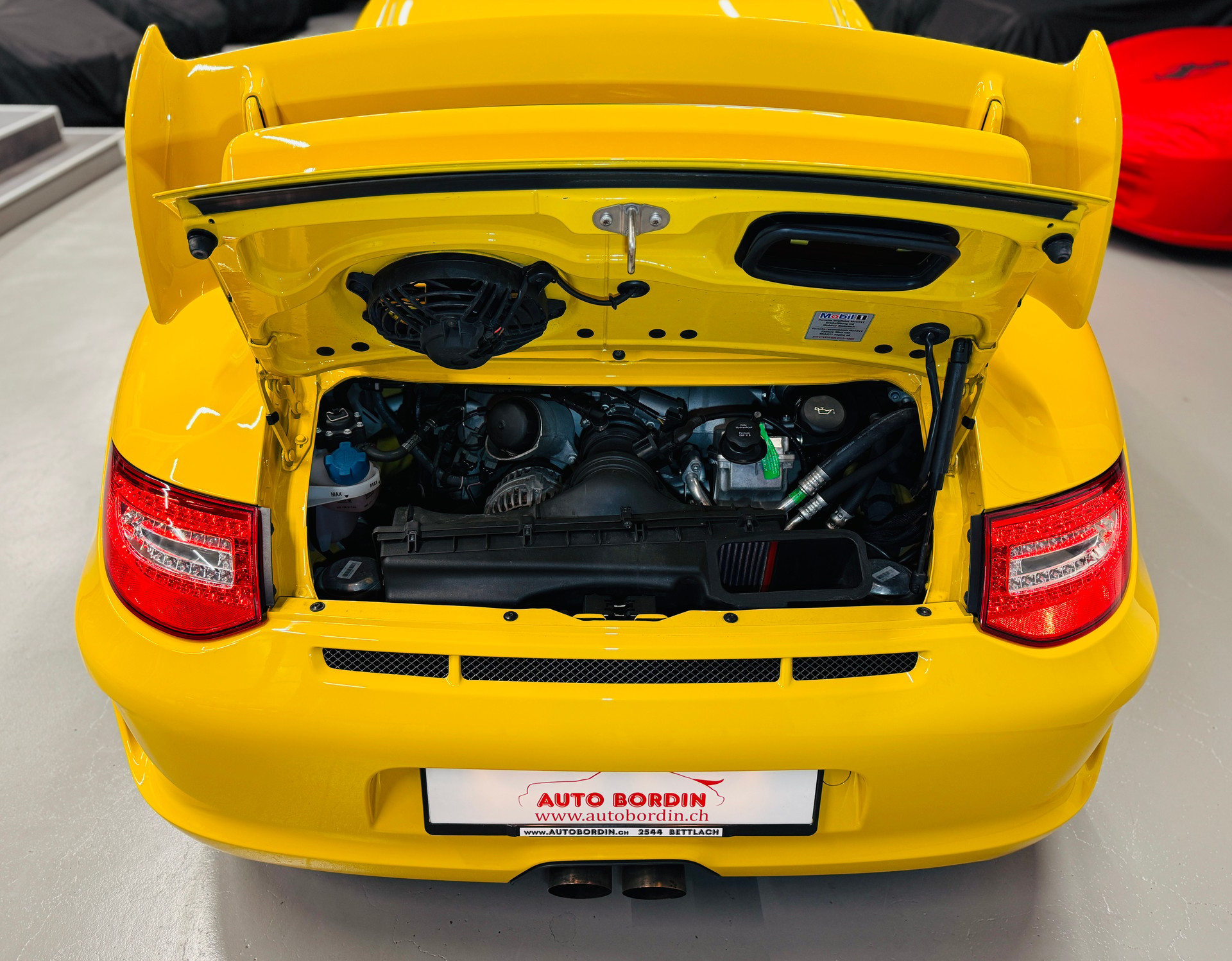 PORSCHE 911 997.2 3.8 GT3 003 Clubsport „Speedgelb“-image-10