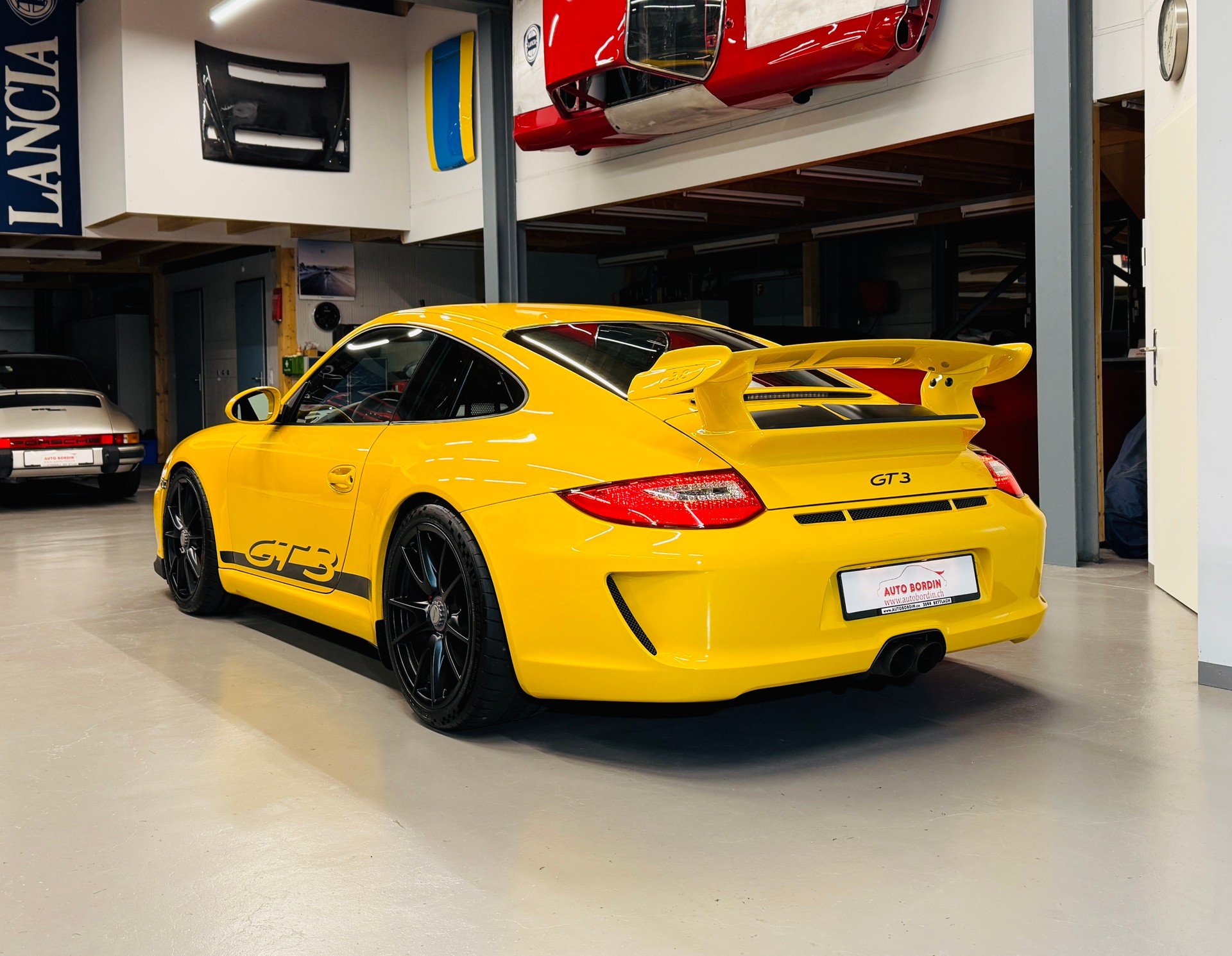 PORSCHE 911 997.2 3.8 GT3 003 Clubsport „Speedgelb“-image-8