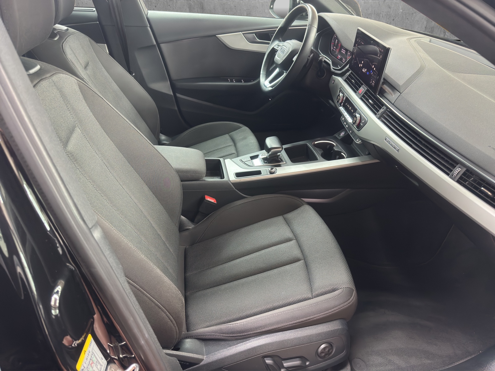 AUDI A4 Avant 50 TDI S line quattro tiptronic-image-7
