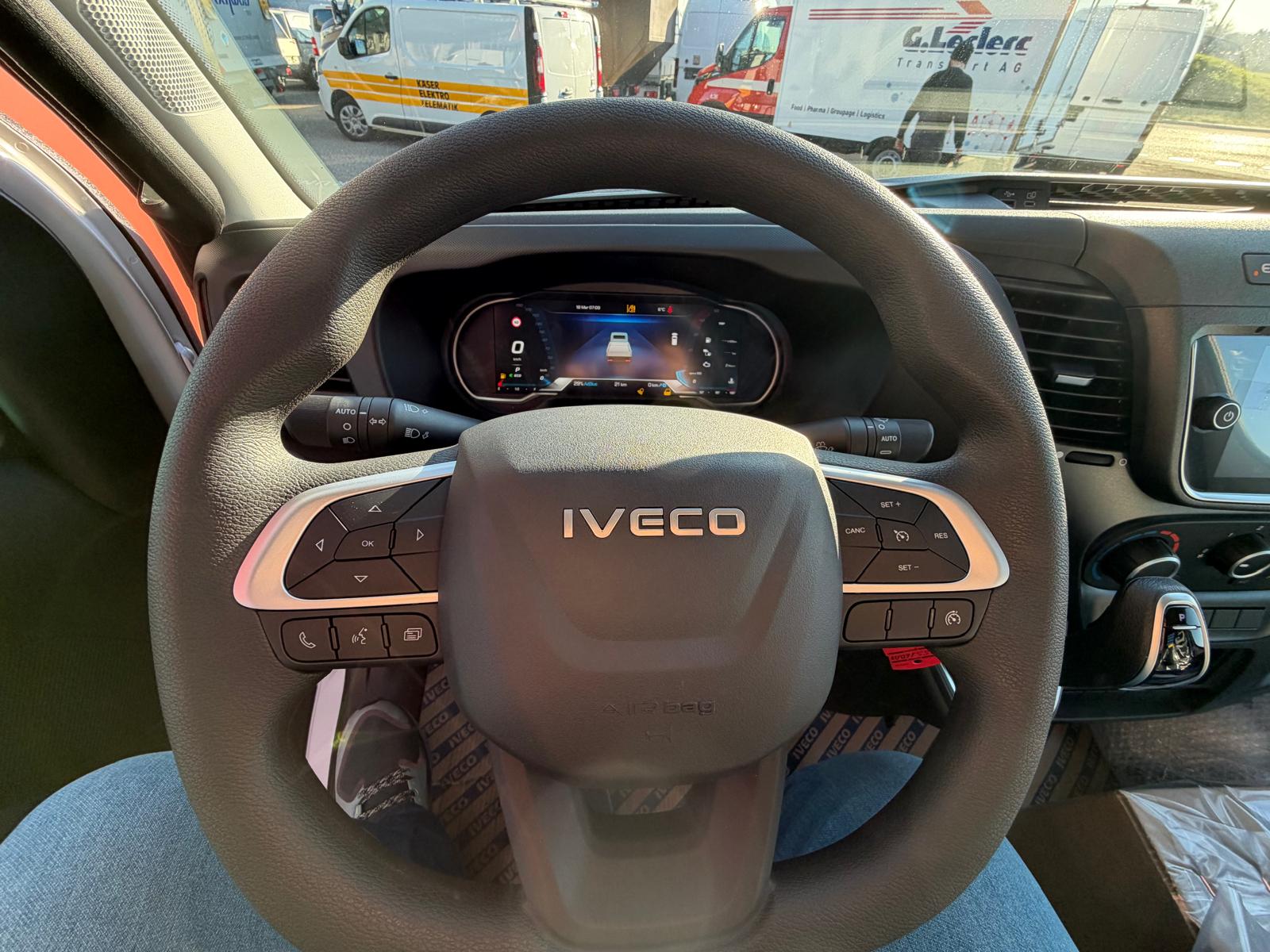 IVECO 35 S 16 A8 K.Ch. 3750 mit Werksbrücke-image-5