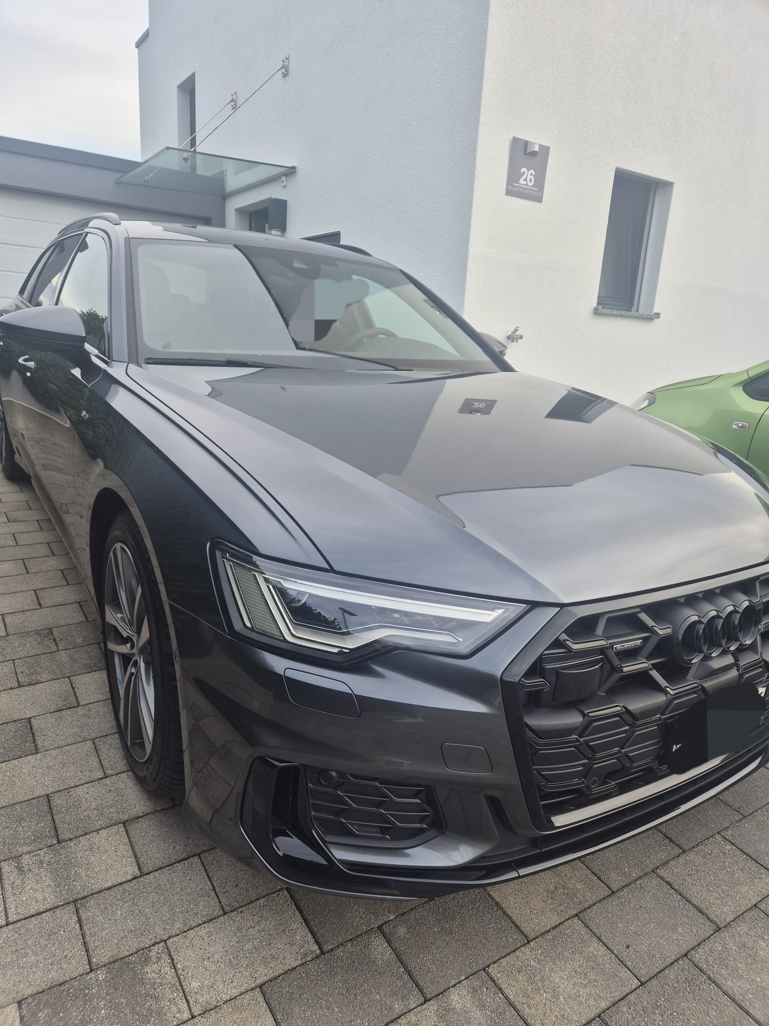 AUDI A6 Avant 40 TDI S line quattro S-tronic-image-1
