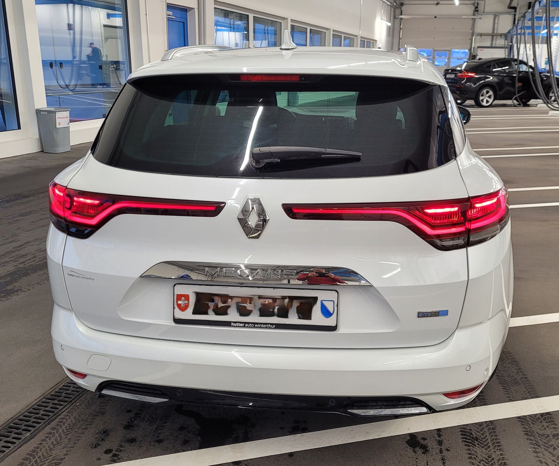 RENAULT Mégane Grandtour 1.6 E-Tech Zen-image-4