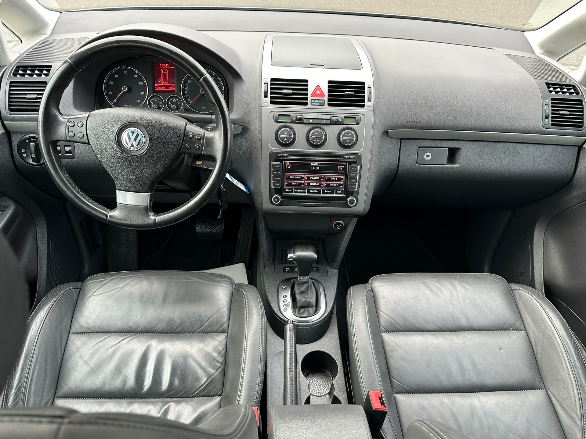 VW Touran 1.4 TSI Highline-image-10