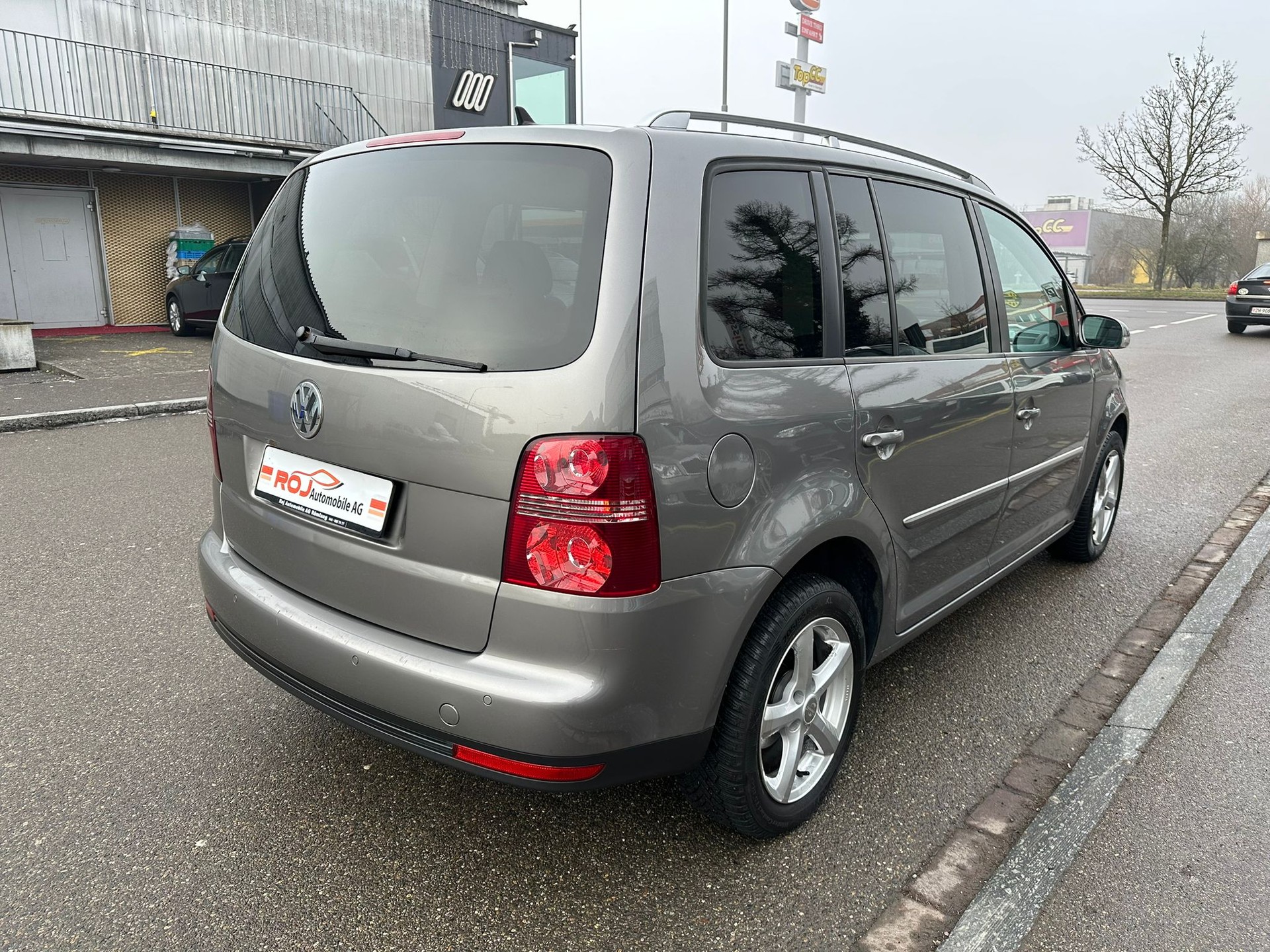 VW Touran 1.4 TSI Highline-image-5