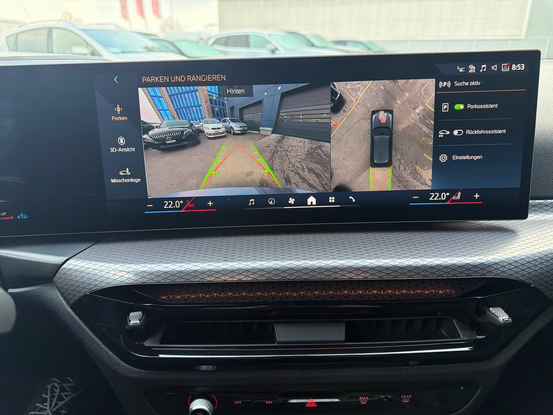 BMW 330d xDrive Touring-image-15