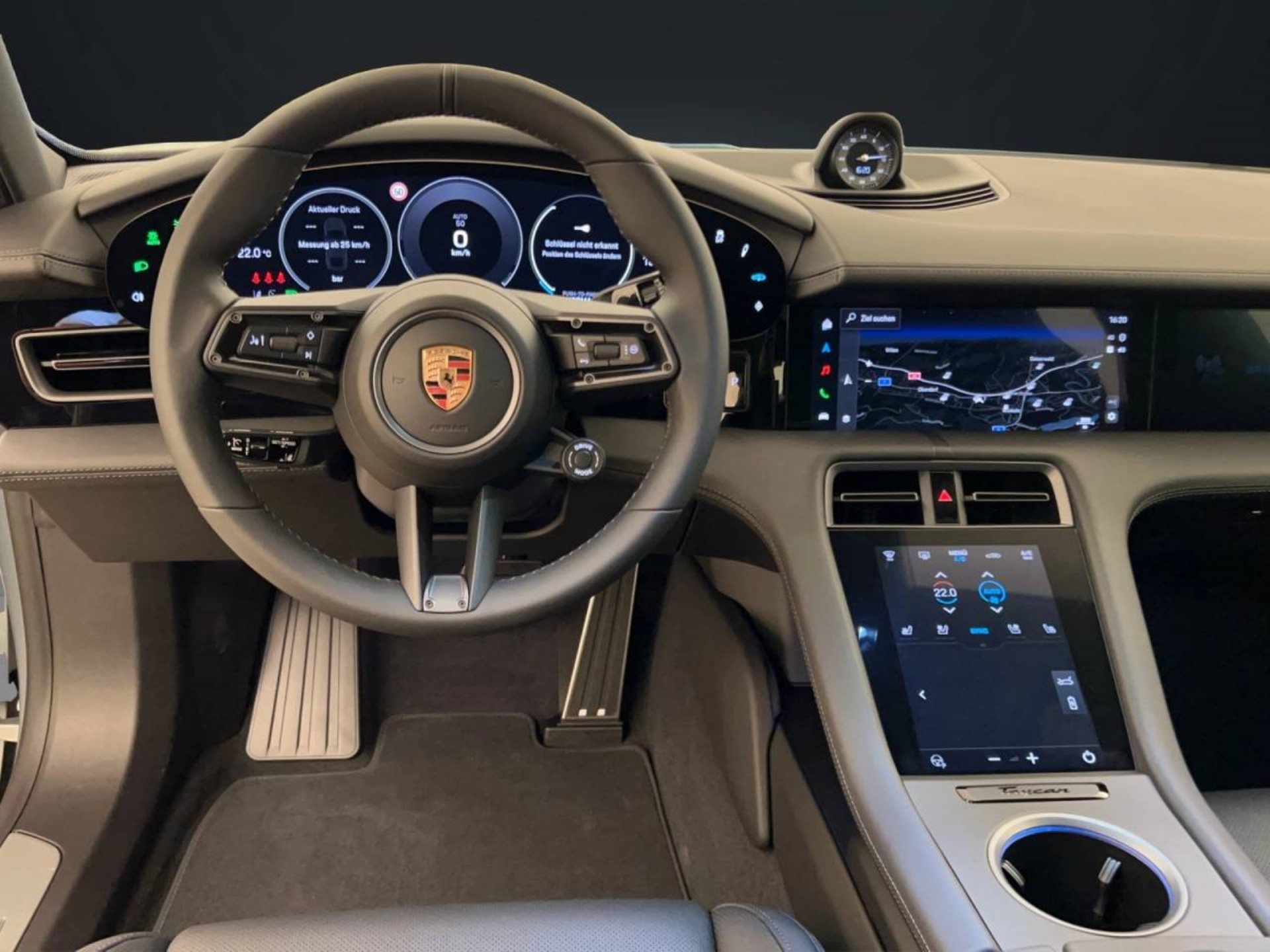 PORSCHE Taycan 4S-image-9