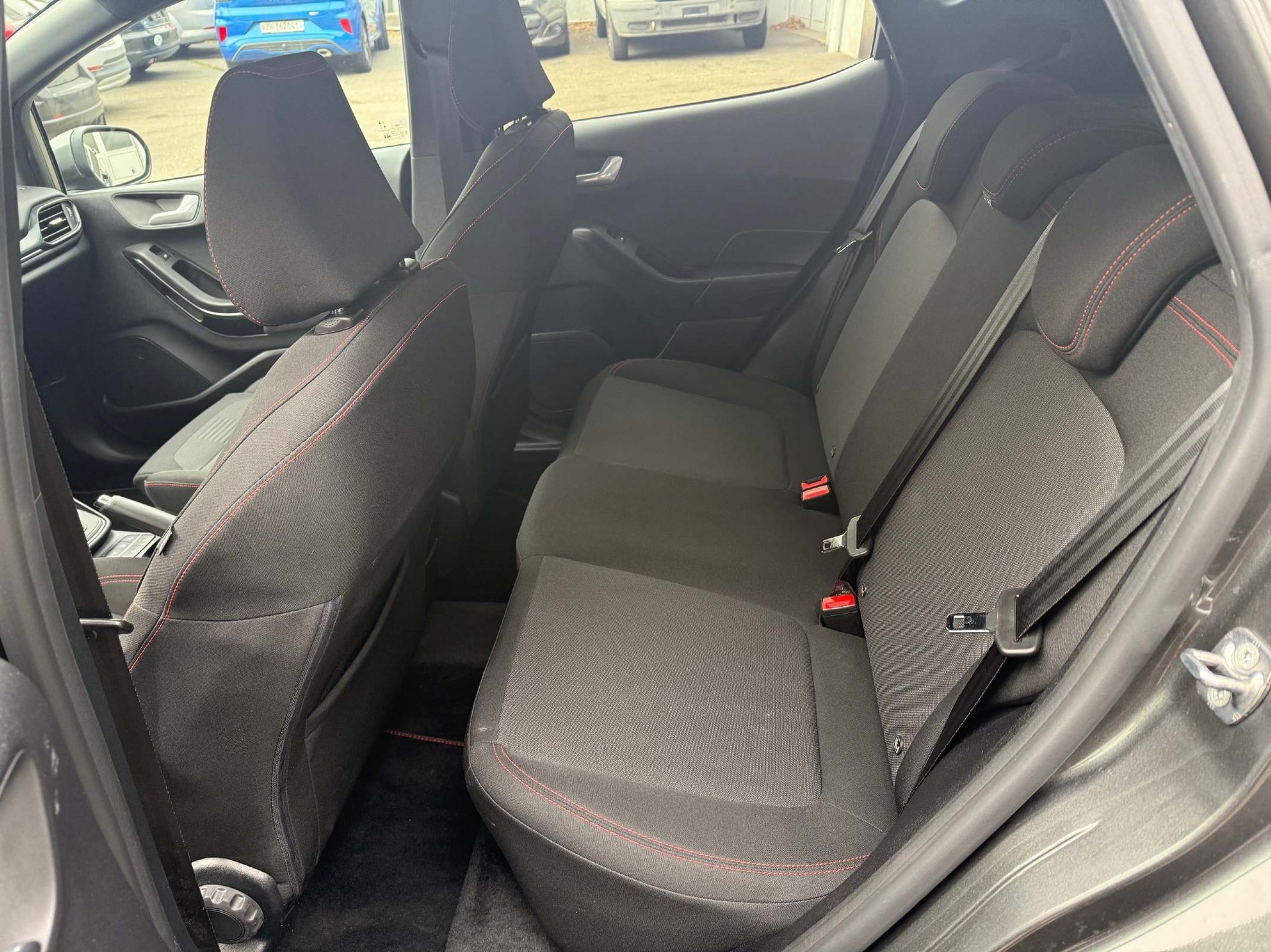 FORD Fiesta 1.0 EcoB Hybrid ST-Line X-image-6