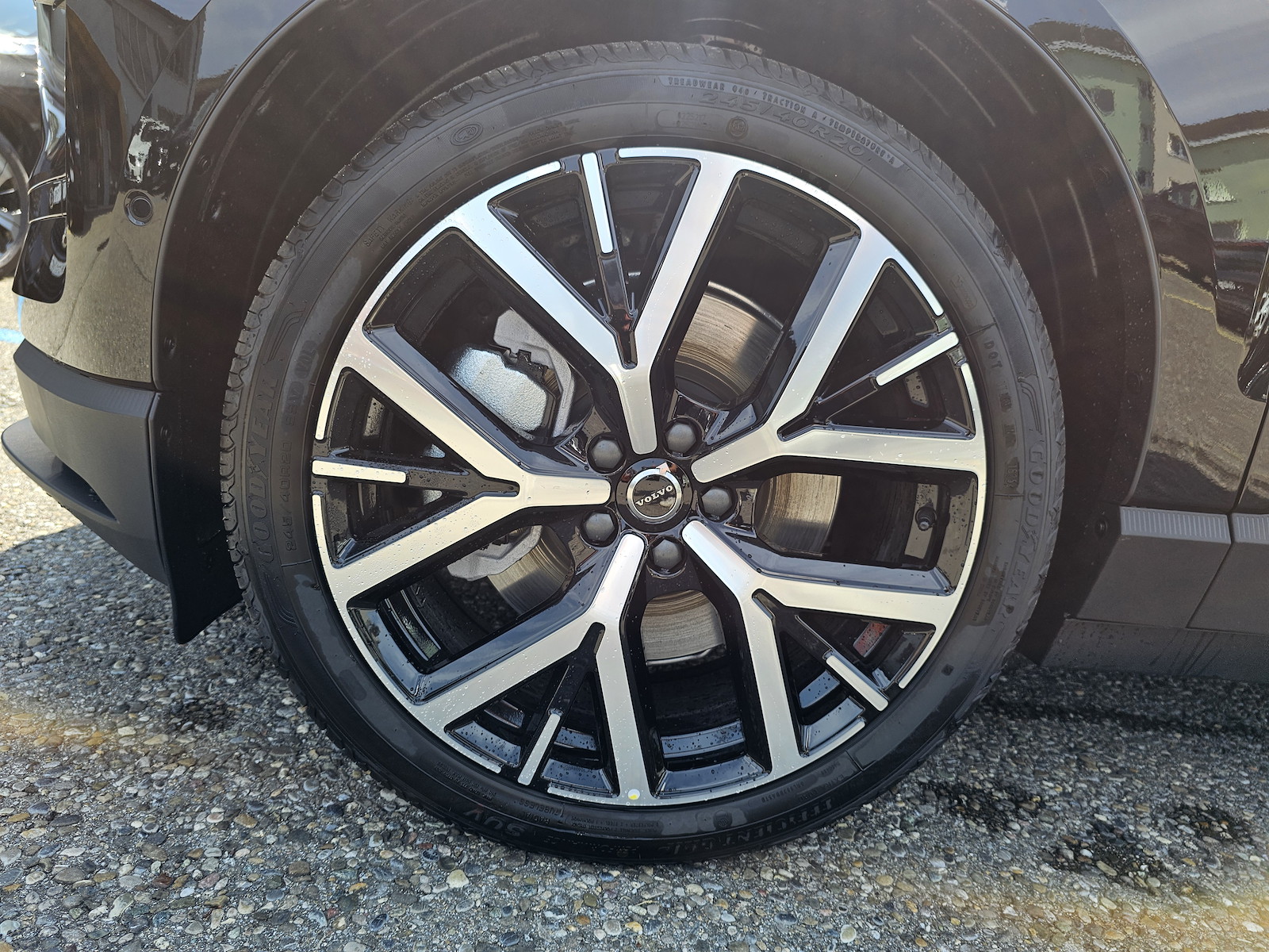 VOLVO EX 30 E60 Twin Ultra Performance AWD-image-14