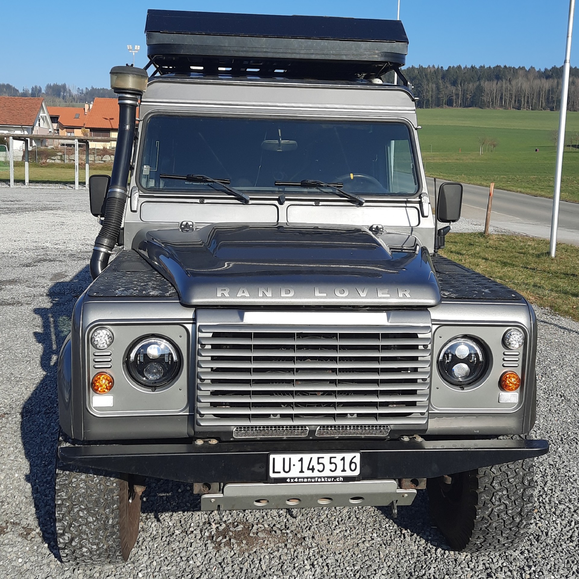 LAND ROVER TD4 110 SW-image-2