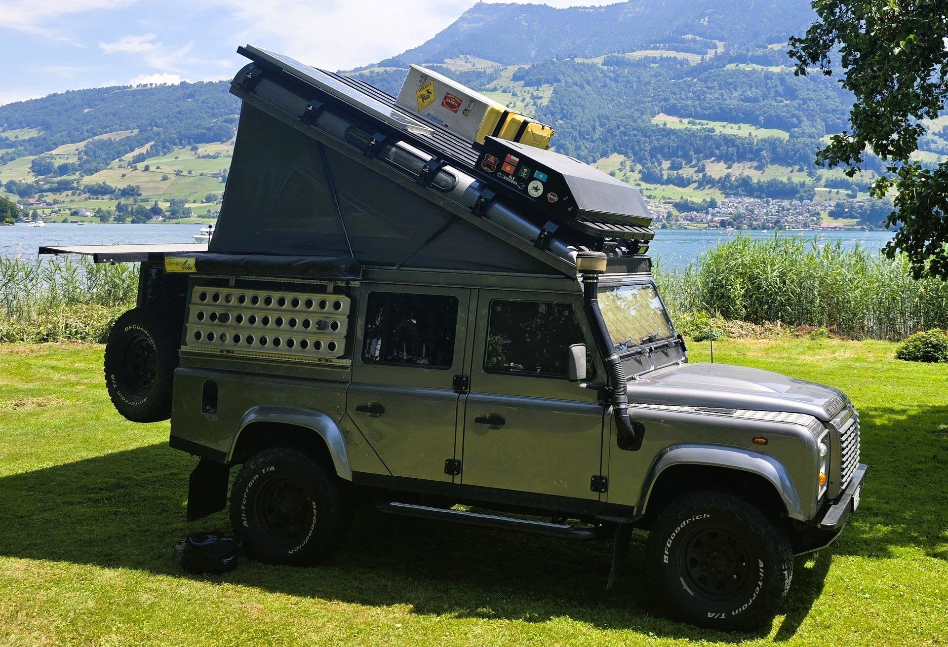 LAND ROVER TD4 110 SW-image-3