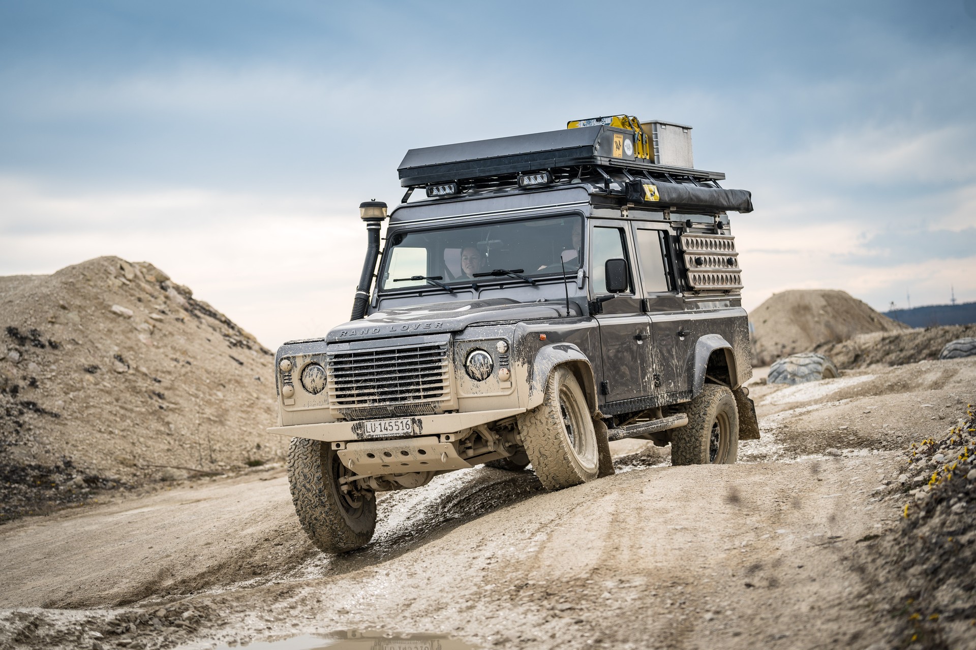LAND ROVER TD4 110 SW-image-4