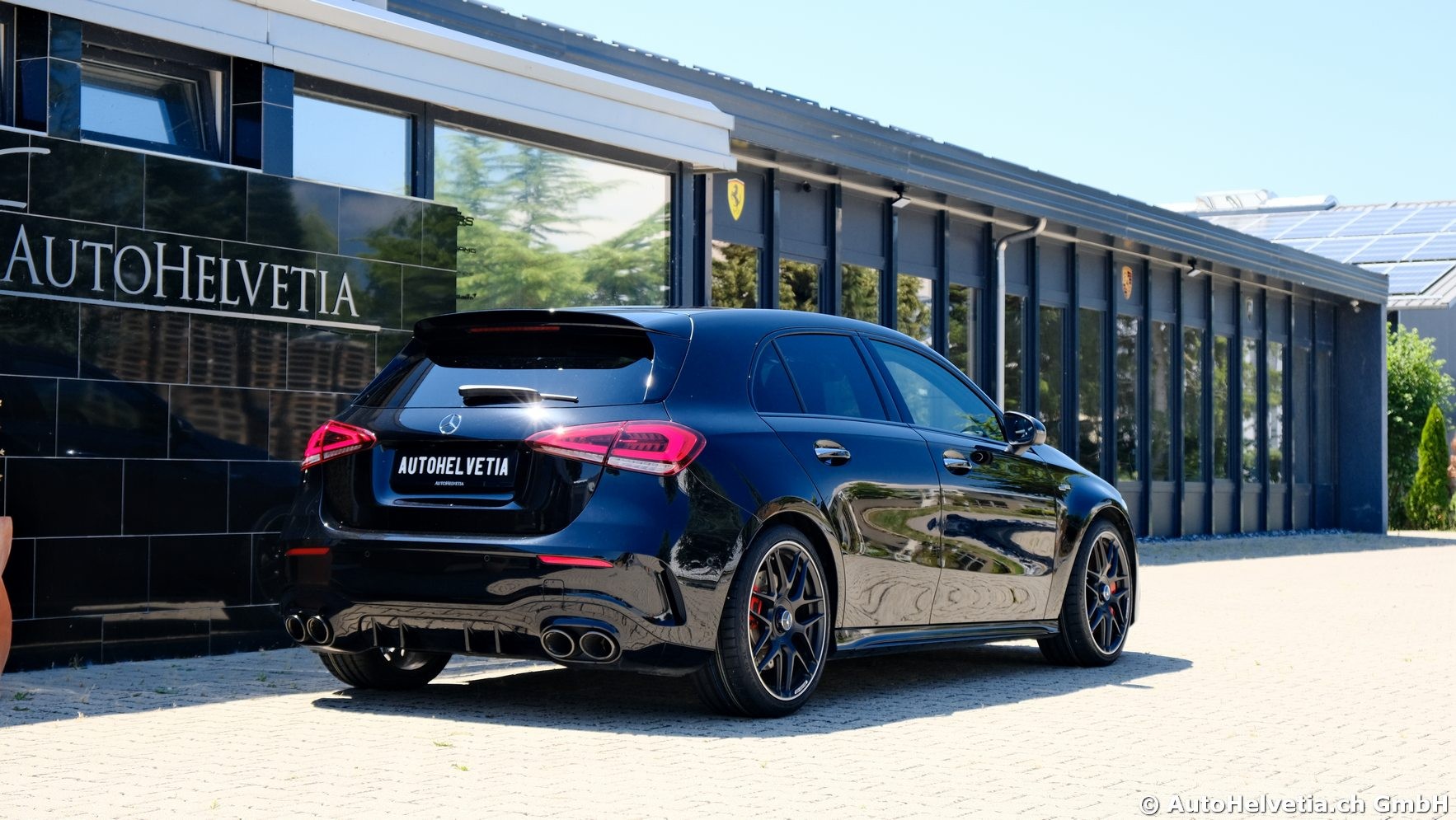 MERCEDES-BENZ A 45 S AMG 4Matic+ Speedshift-image-4
