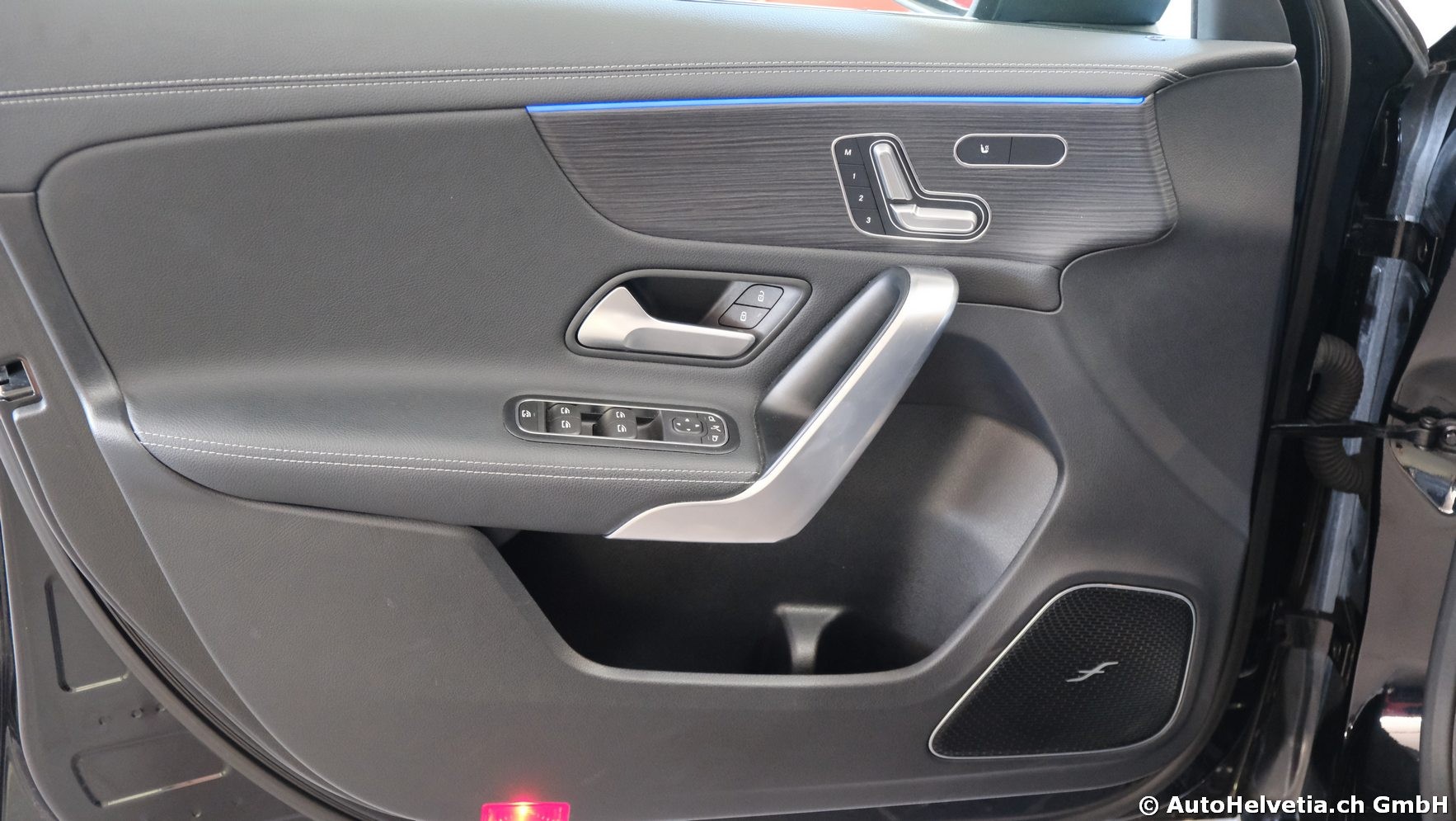 MERCEDES-BENZ A 45 S AMG 4Matic+ Speedshift-image-13