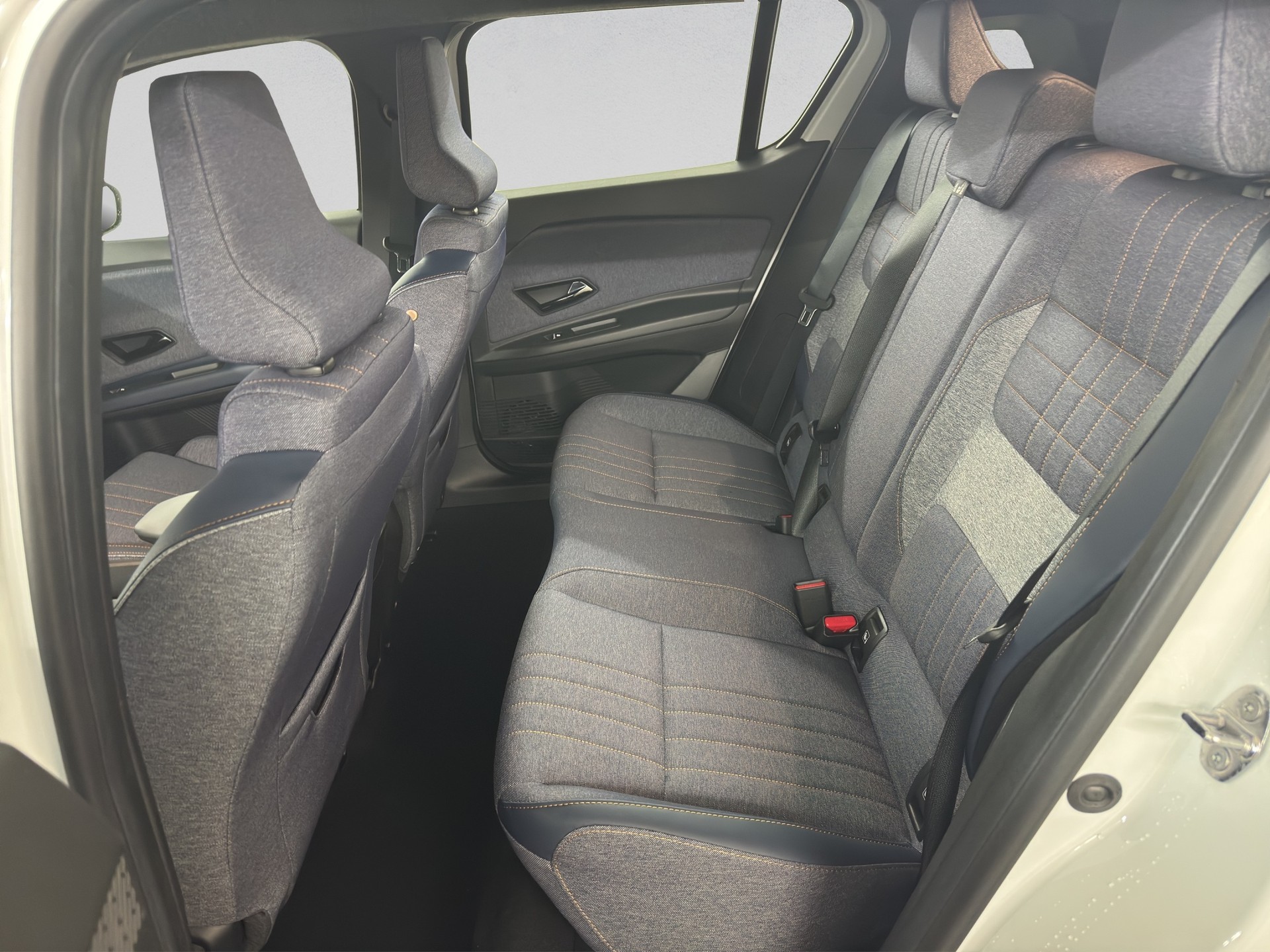 RENAULT R4 E-Tech Comfort Range 52 kWh Techno-image-9