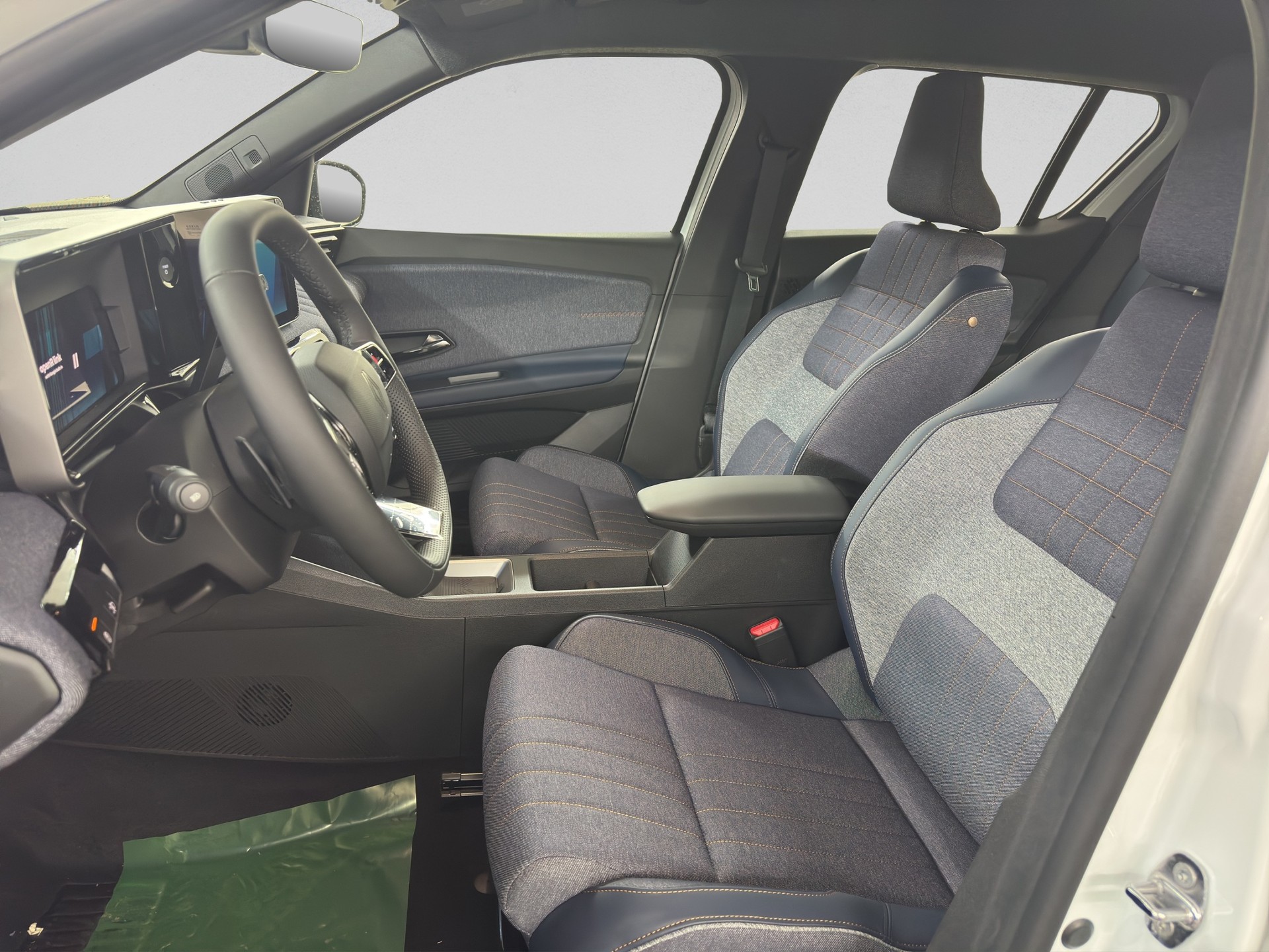 RENAULT R4 E-Tech Comfort Range 52 kWh Techno-image-7