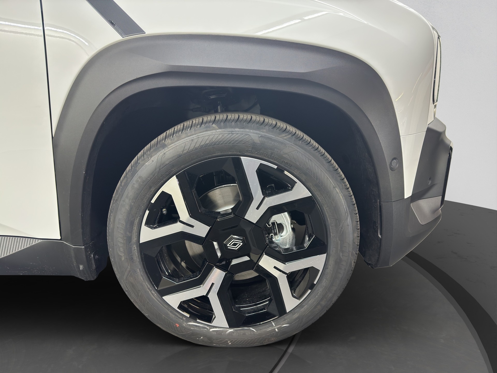 RENAULT R4 E-Tech Comfort Range 52 kWh Techno-image-12