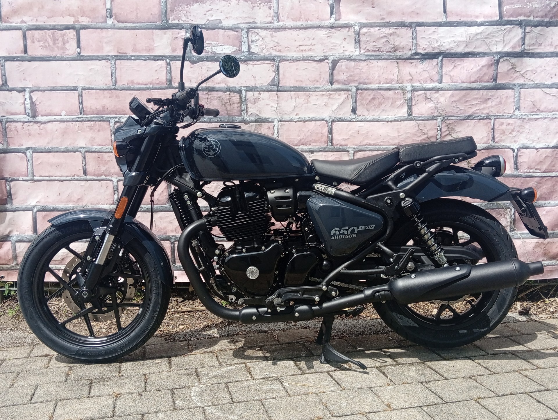 ROYAL ENFIELD Shotgun 650 Single-image-1