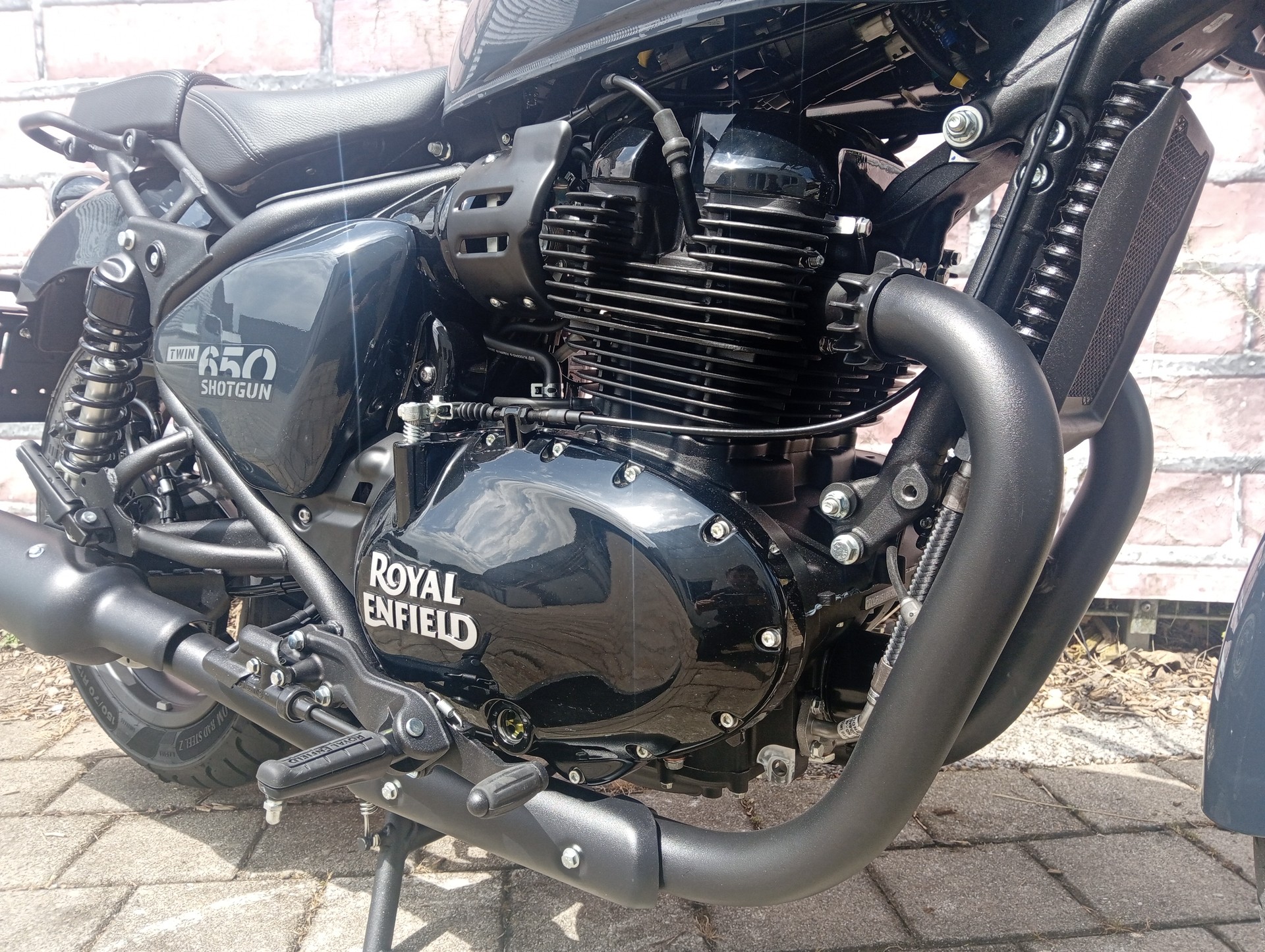 ROYAL ENFIELD Shotgun 650 Single-image-8