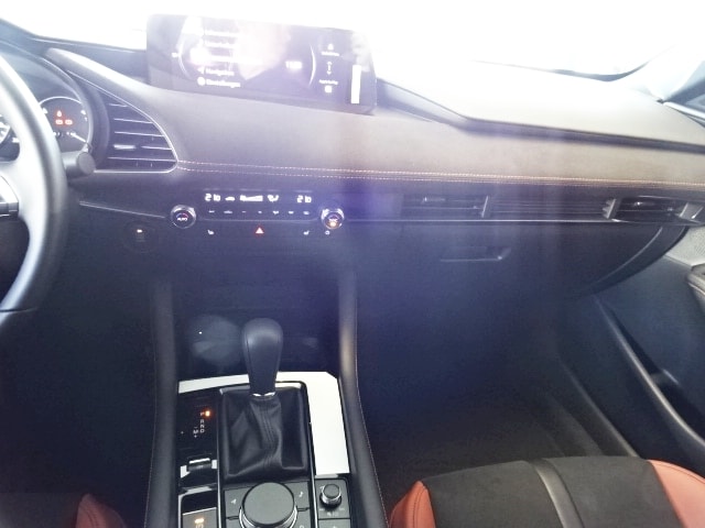 MAZDA 3 Hatchback 2.0 186 Nagisa-image-10