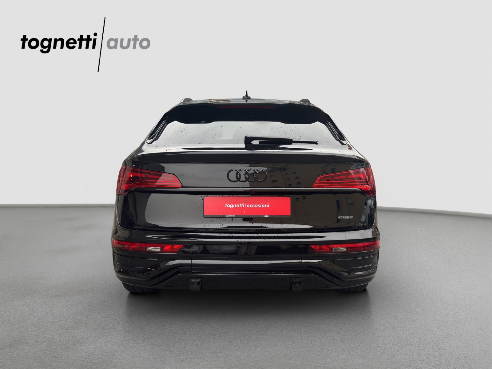 AUDI Q5 Sportback 40 TDI Blackedition quattro S-tronic-image-5