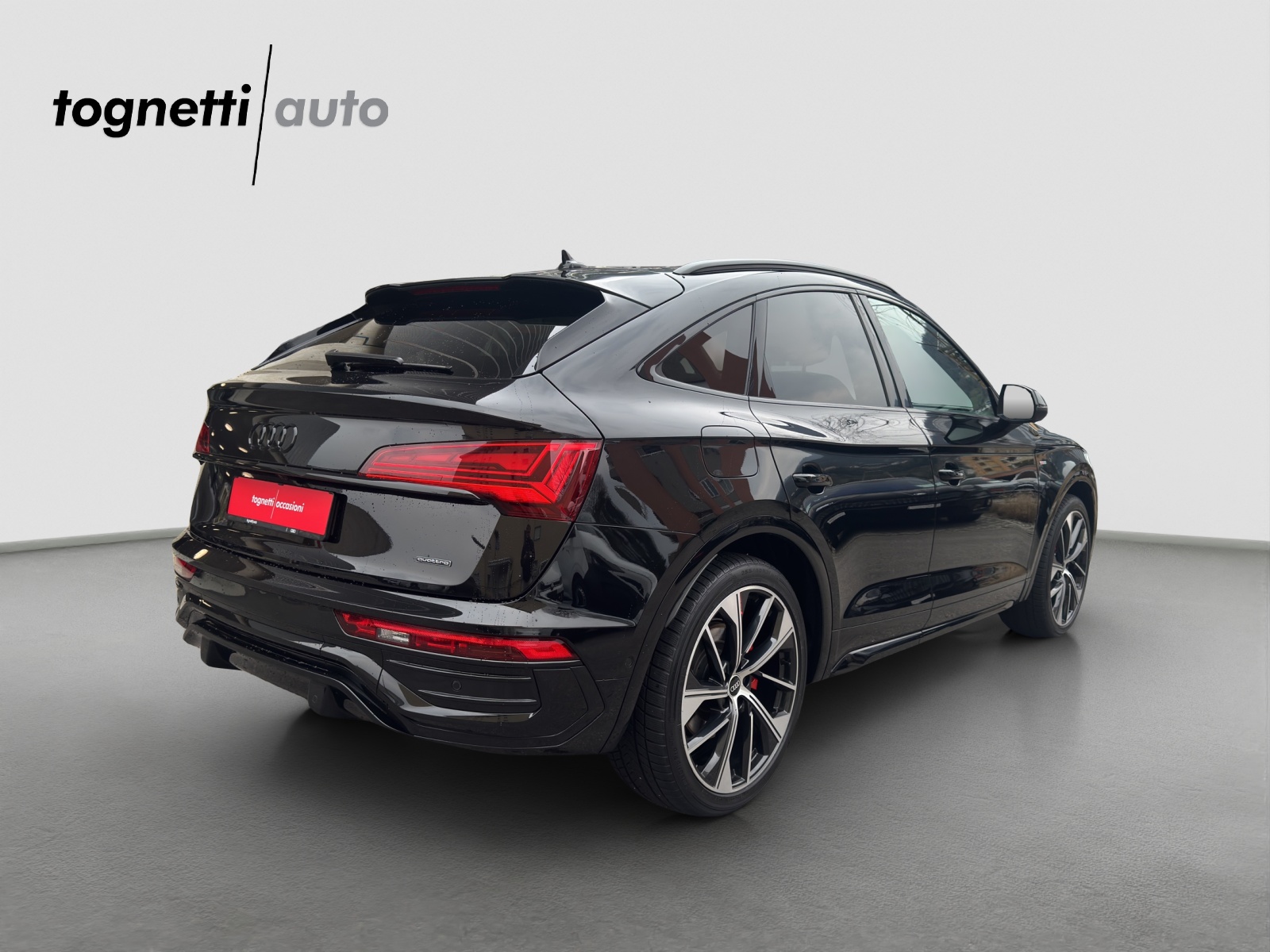 AUDI Q5 Sportback 40 TDI Blackedition quattro S-tronic-image-3