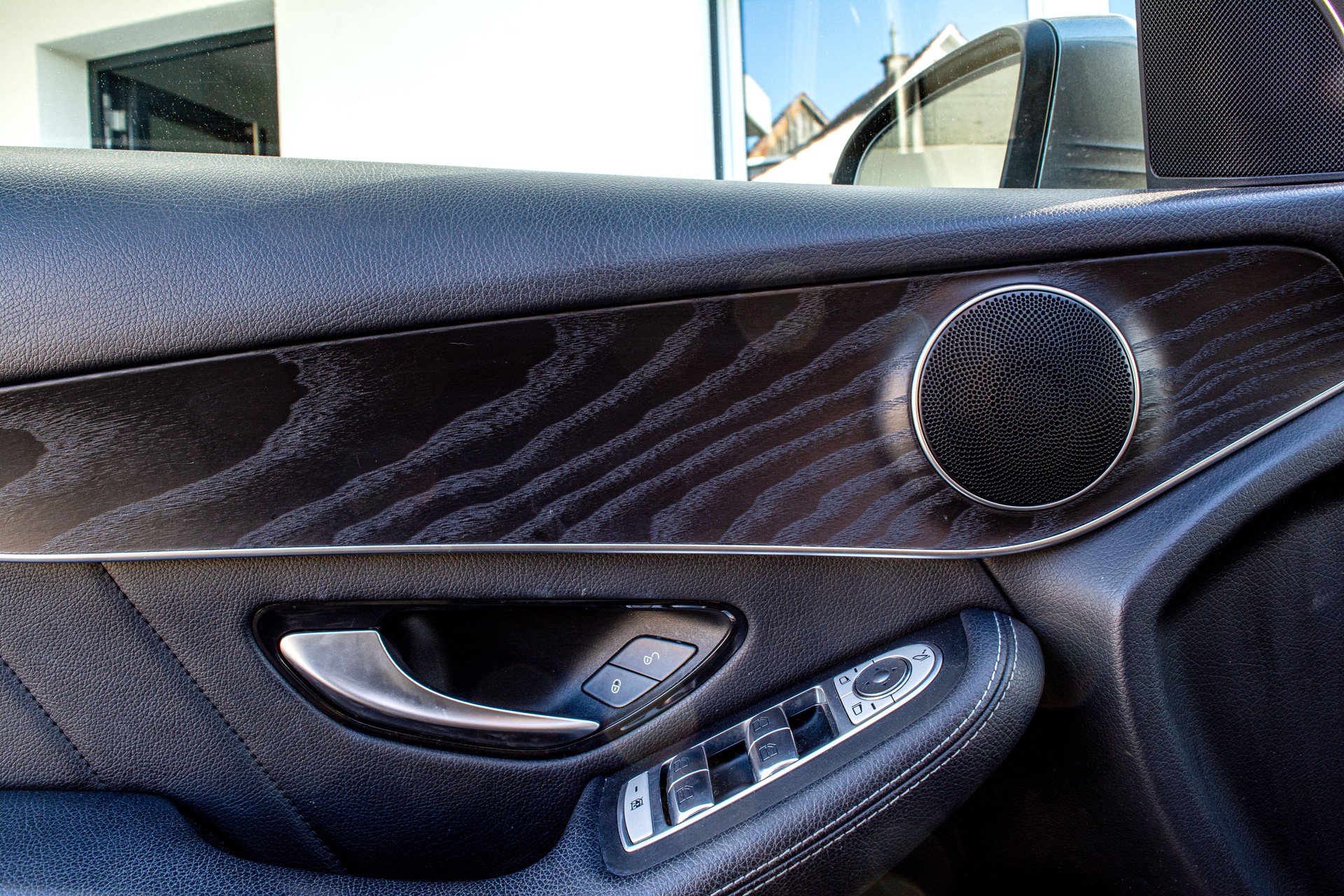 MERCEDES-BENZ GLC Coupé 250 AMG Line 4Matic 9G-Tronic-image-15