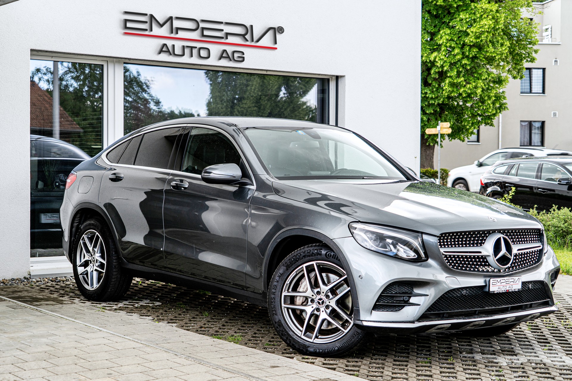 MERCEDES-BENZ GLC Coupé 250 AMG Line 4Matic 9G-Tronic-image-3