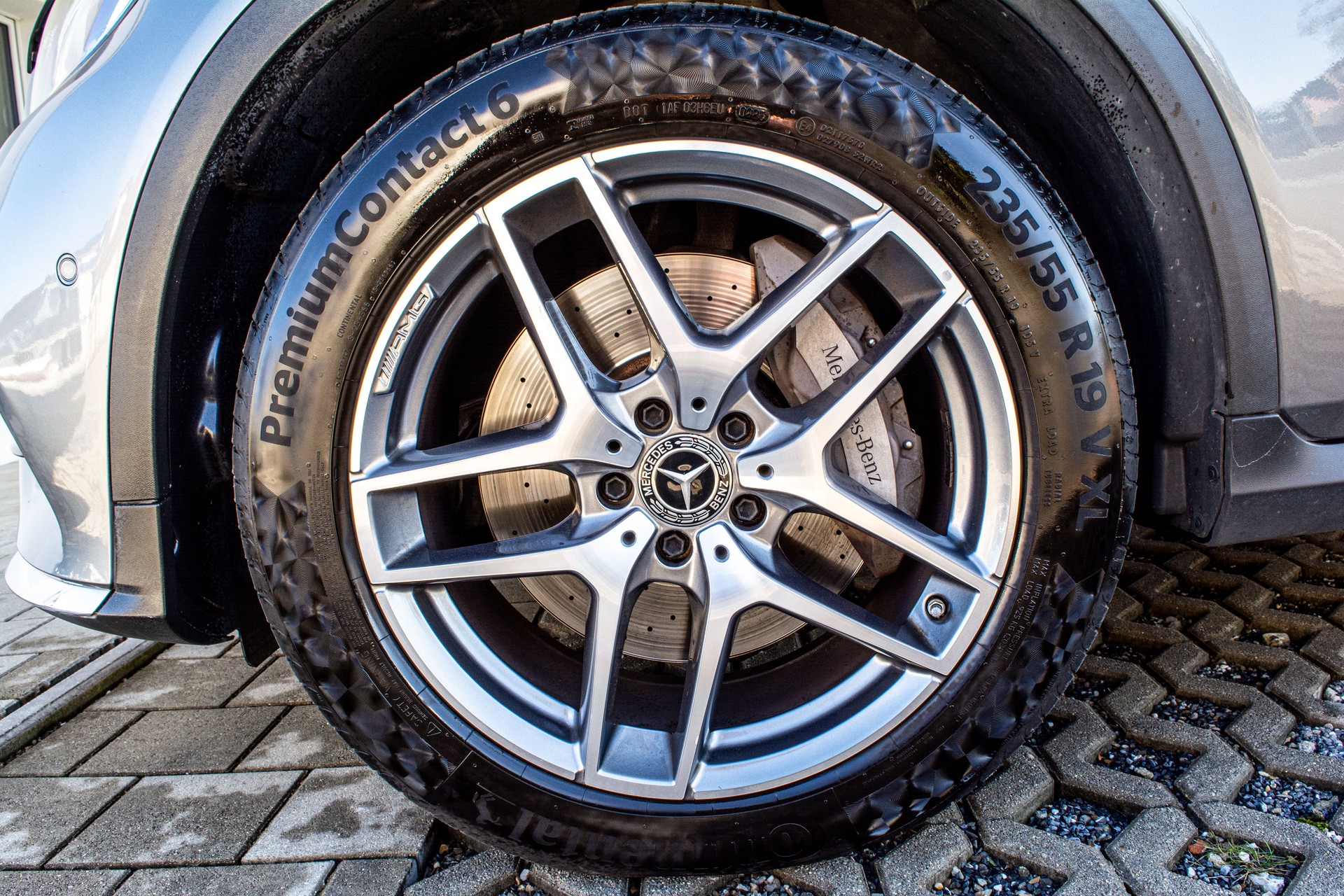 MERCEDES-BENZ GLC Coupé 250 AMG Line 4Matic 9G-Tronic-image-23