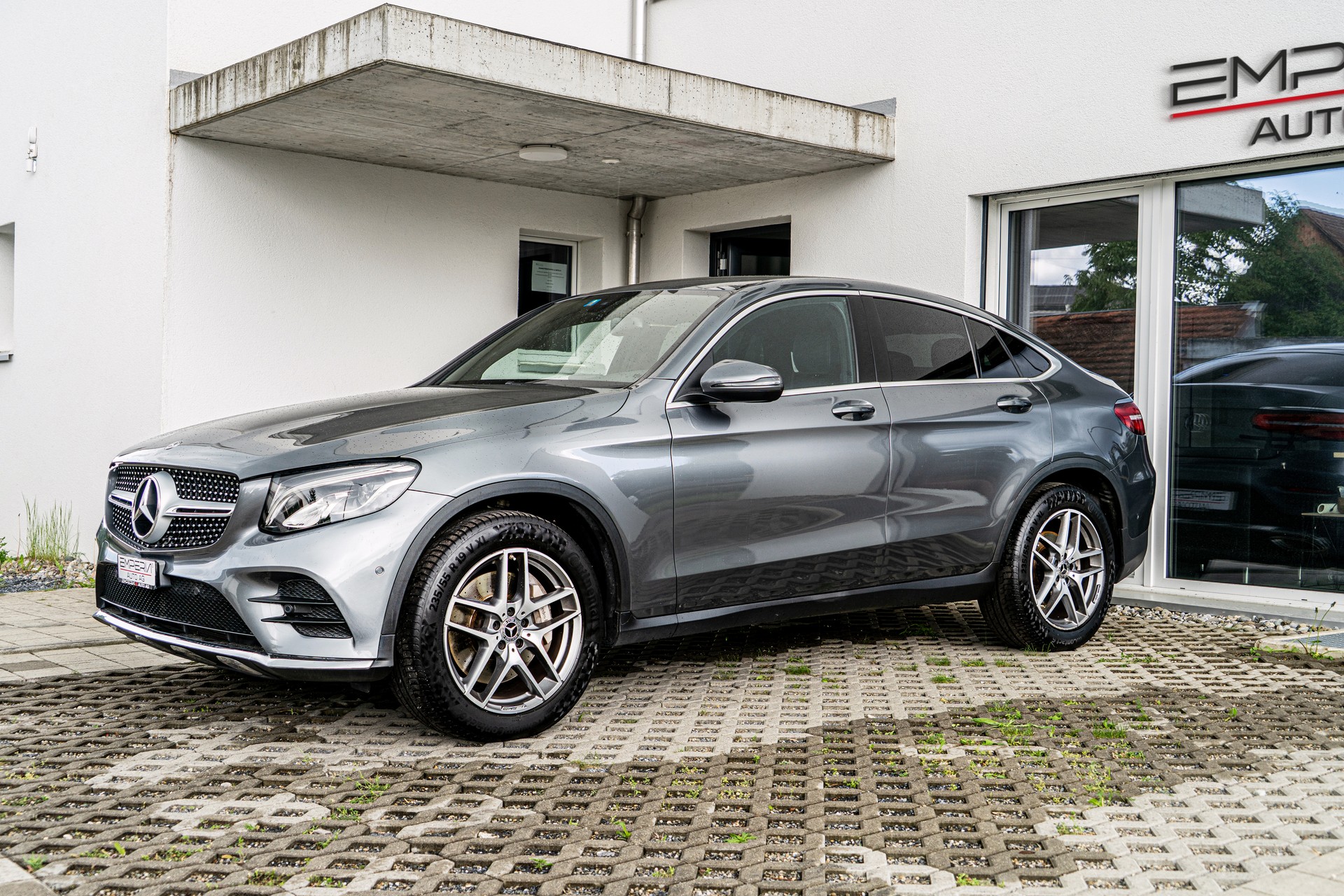 MERCEDES-BENZ GLC Coupé 250 AMG Line 4Matic 9G-Tronic-image-2